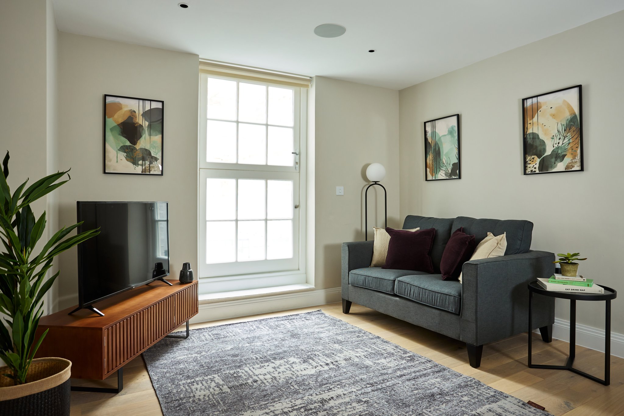 One_Bed_Apartment_S