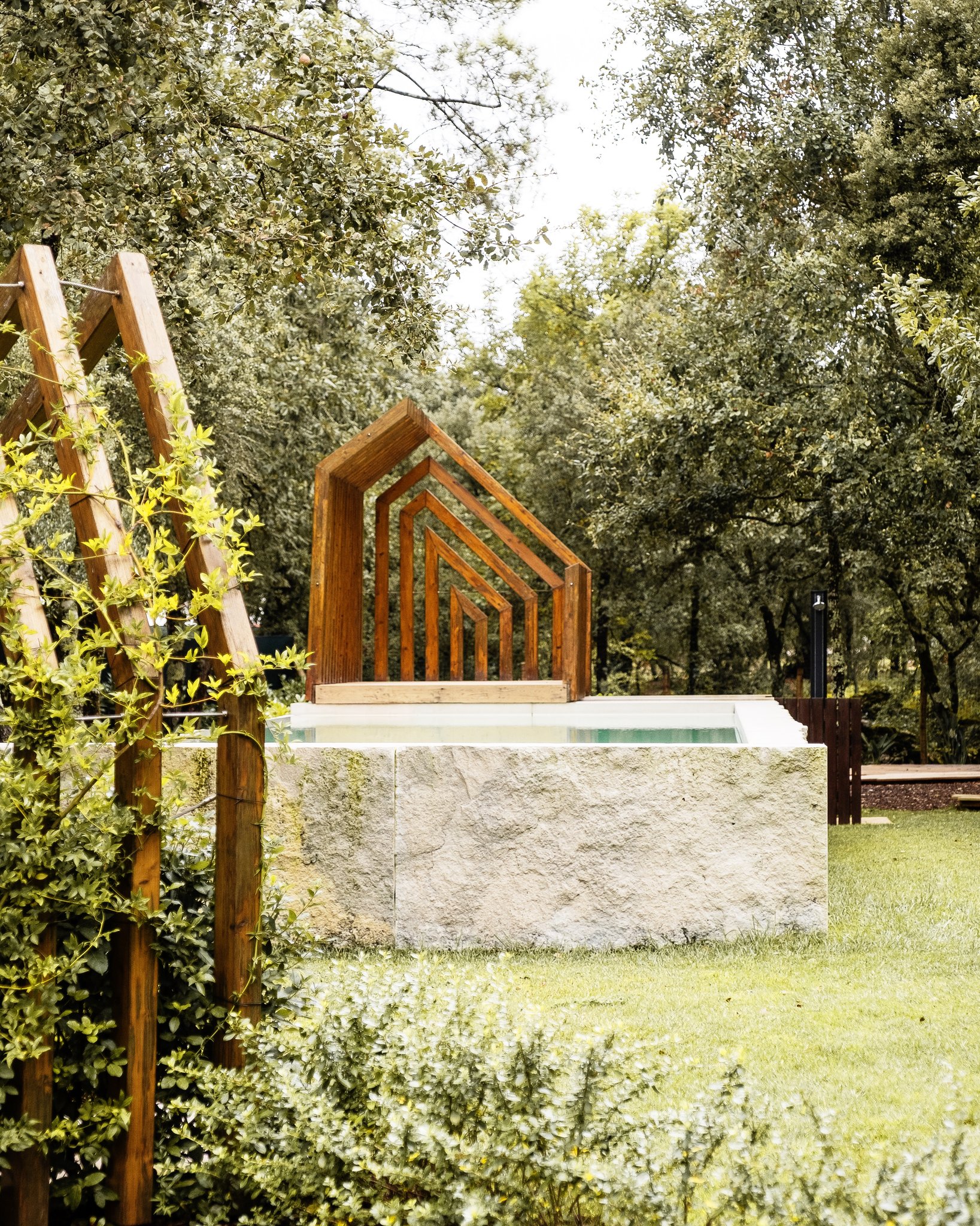 outdoor_pool_S