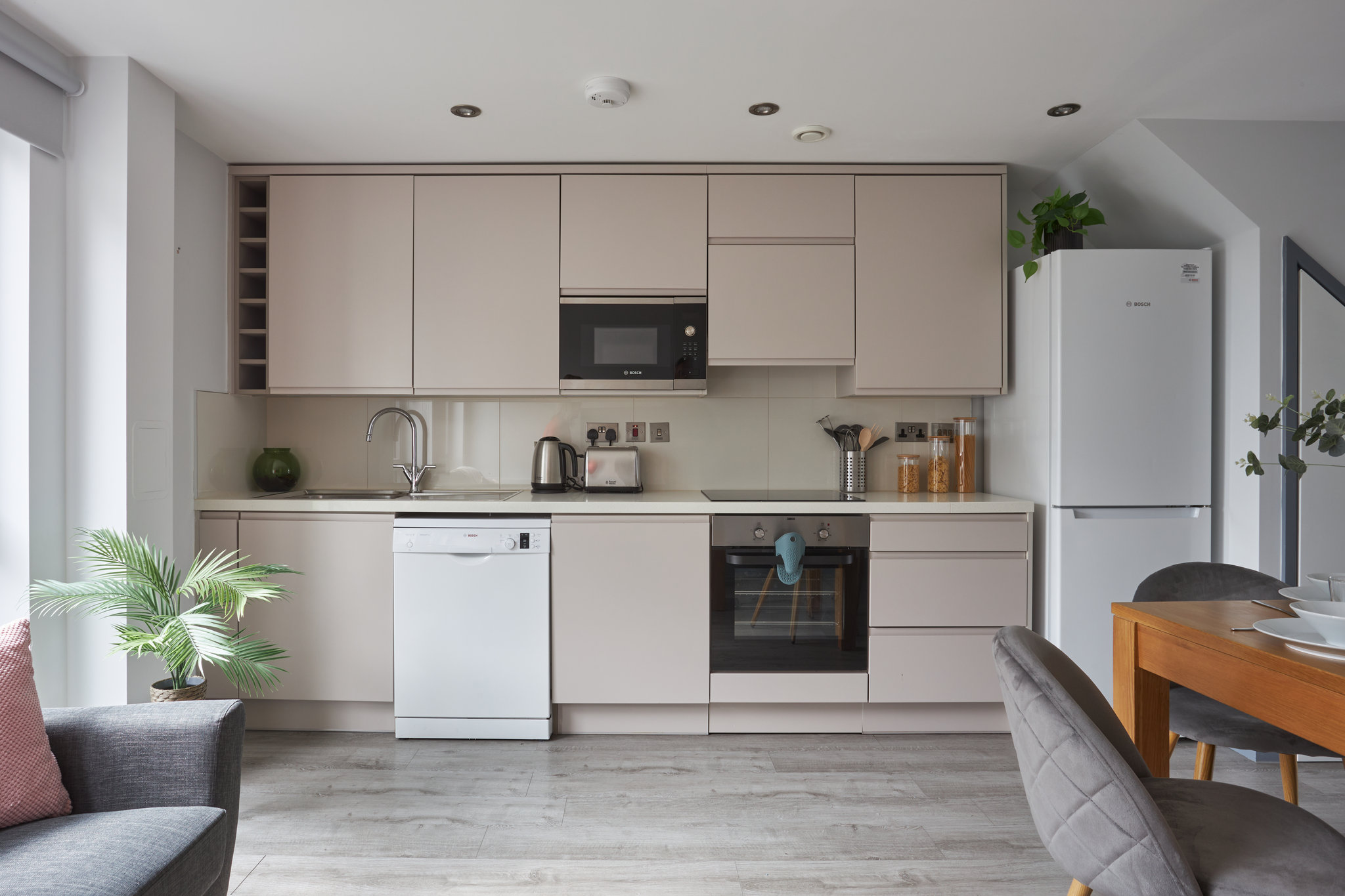 Two_Bed_Apartment_Kitchen_S
