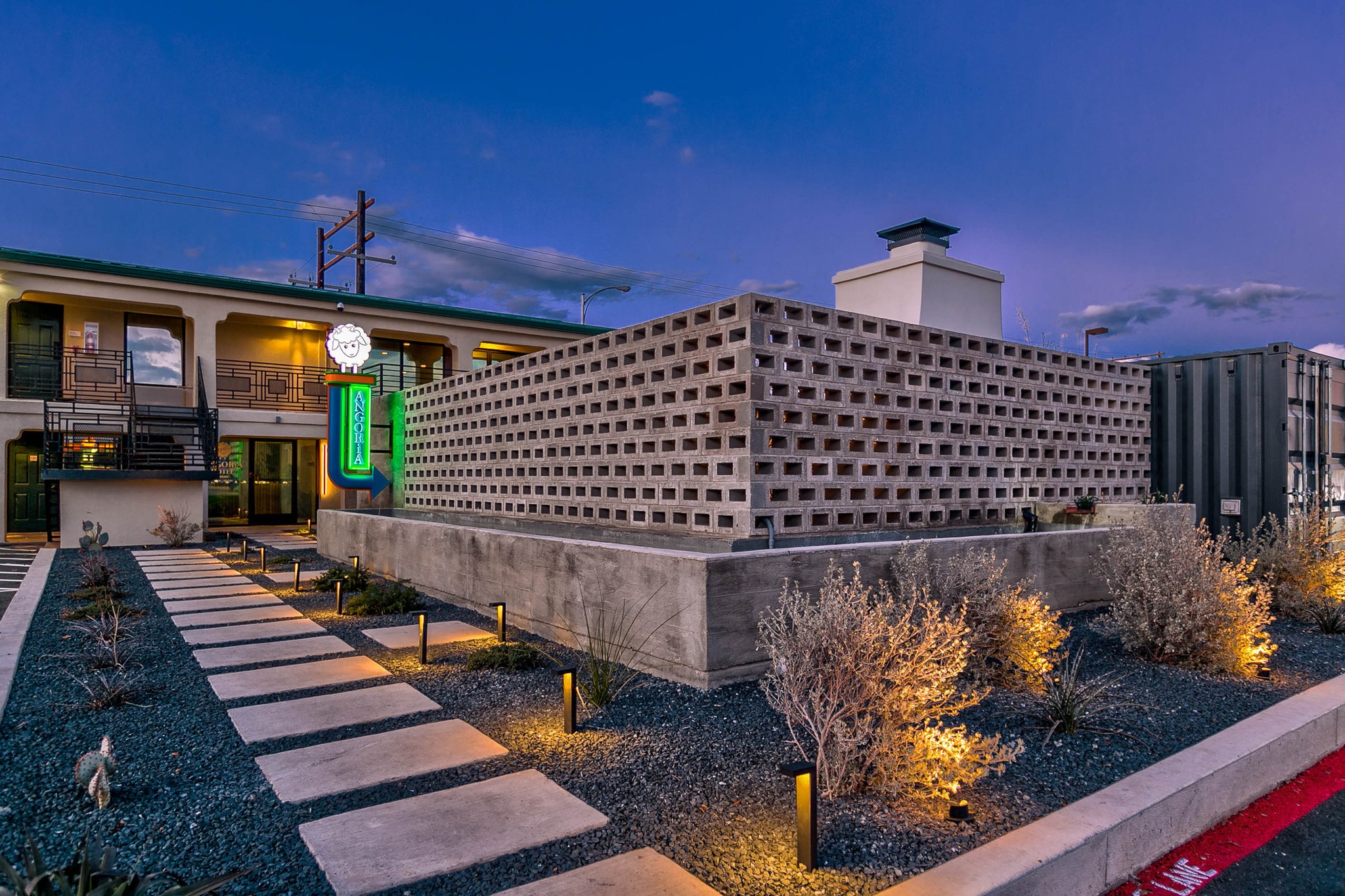 Exterior6_S