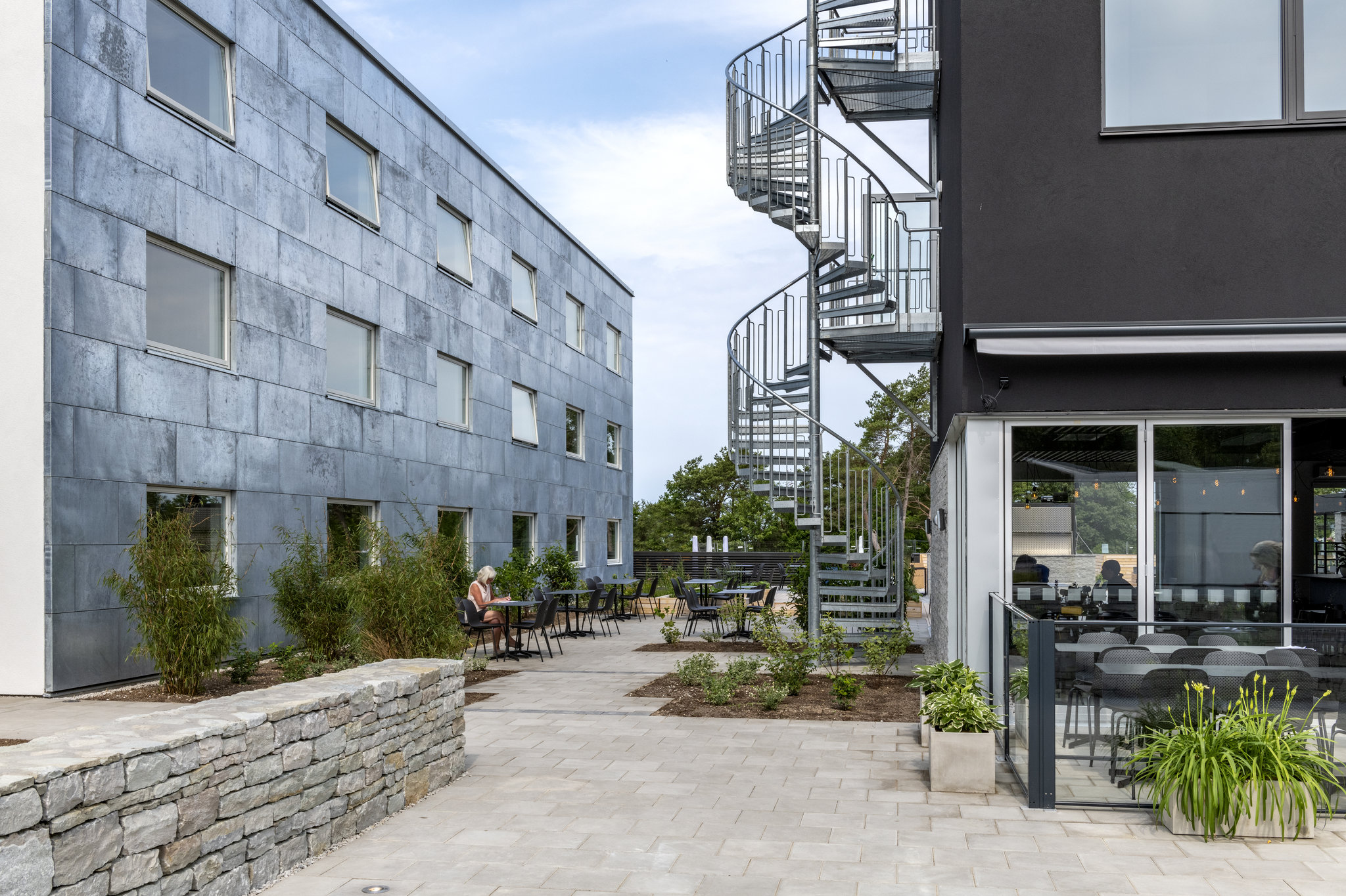 Exterior-14_S