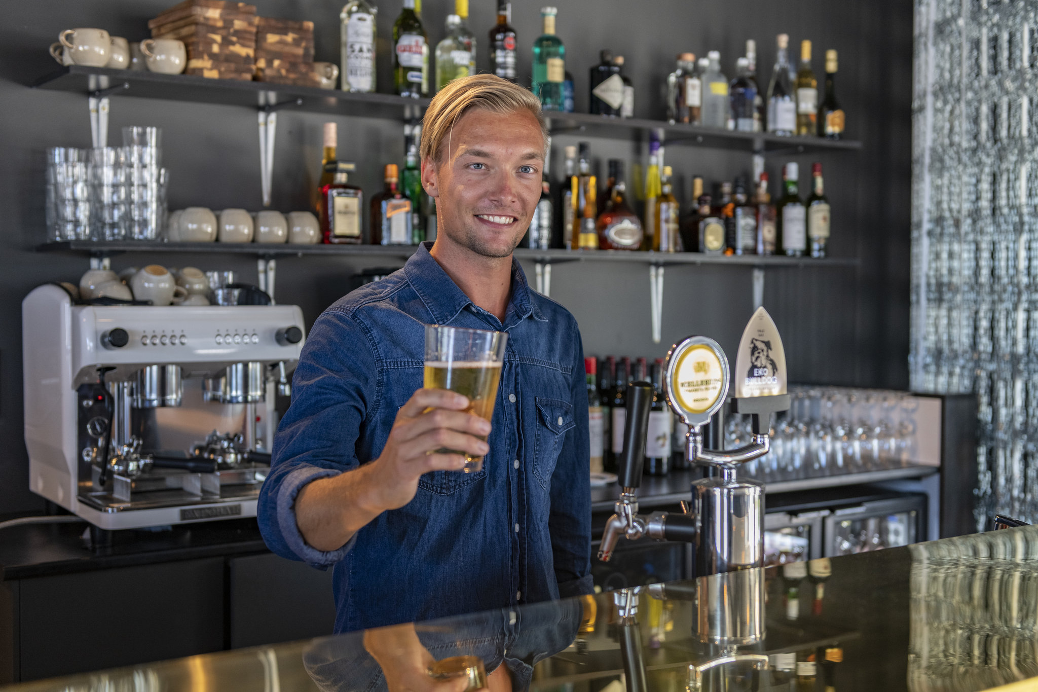 Bar-01_S