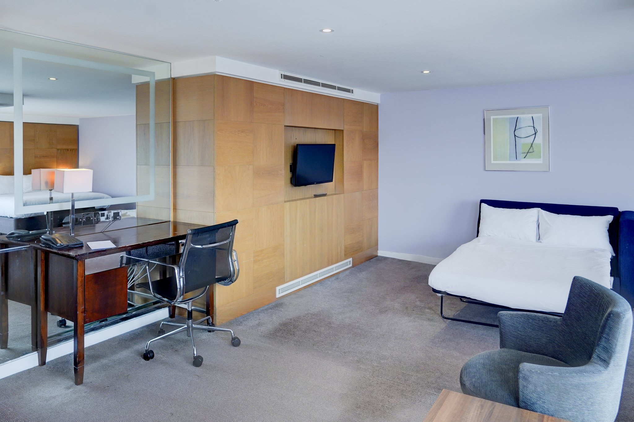 Standard_Family_Room2_S