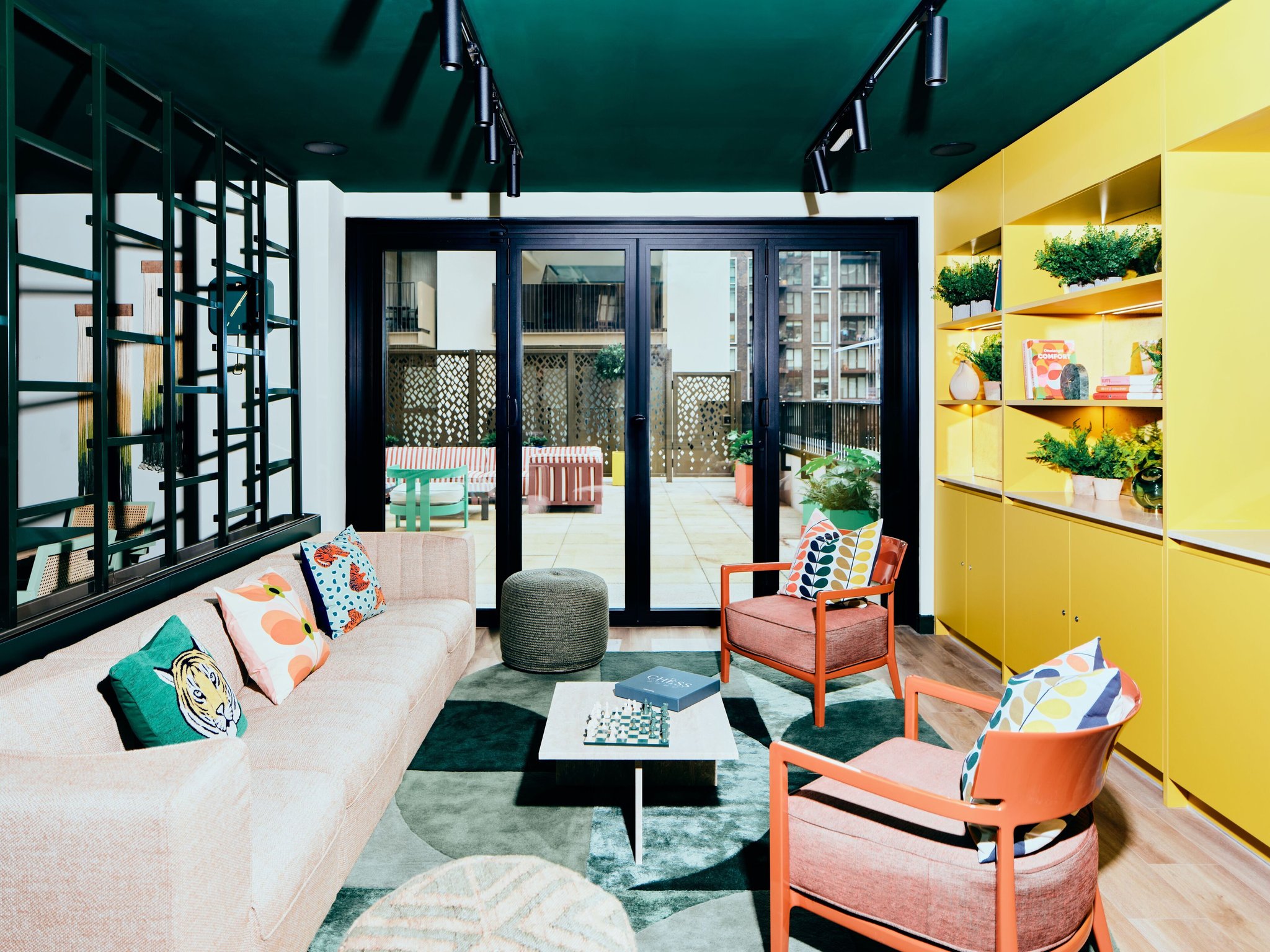 lounge_S