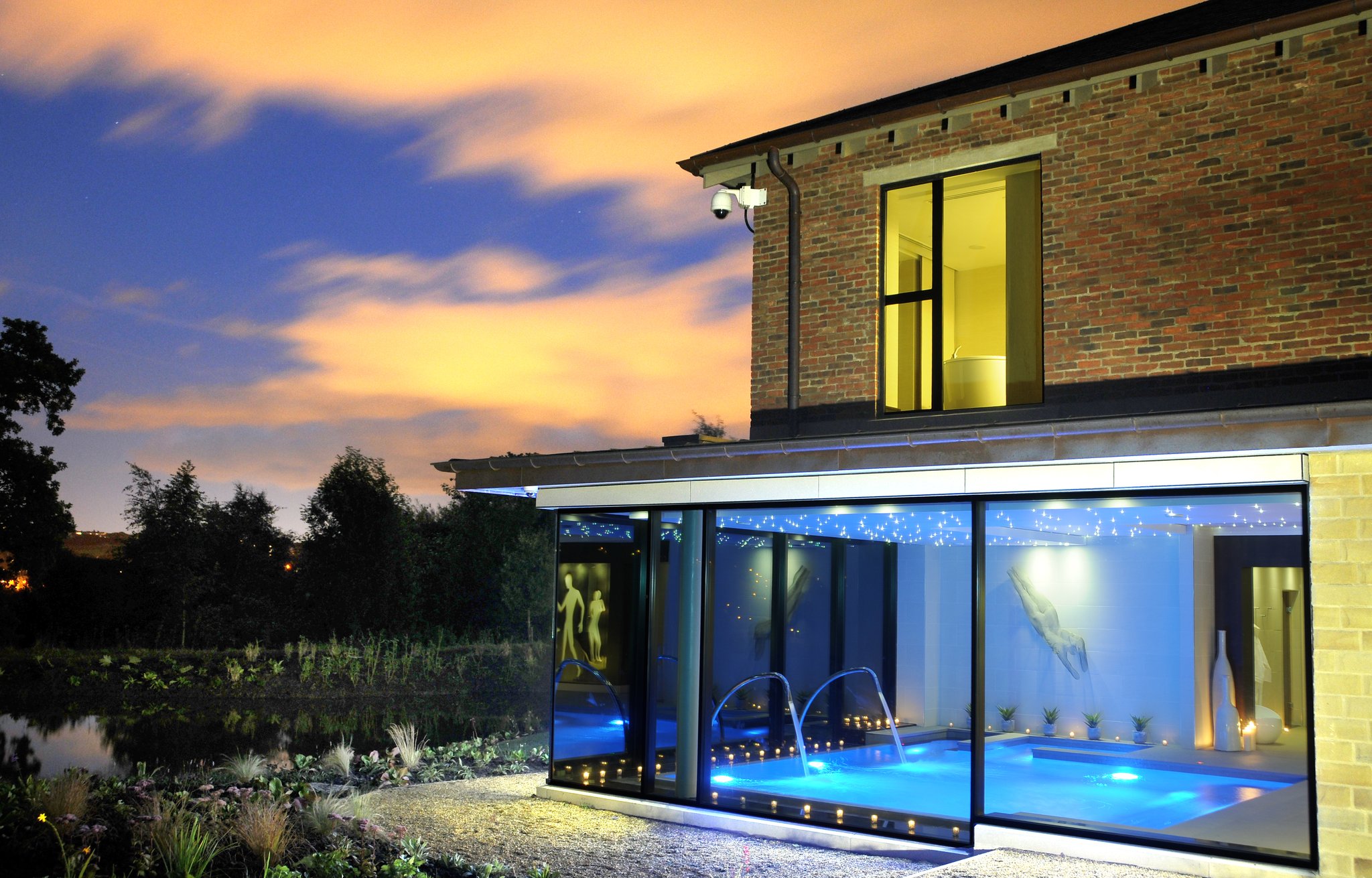 The_Spa_Exterior_S