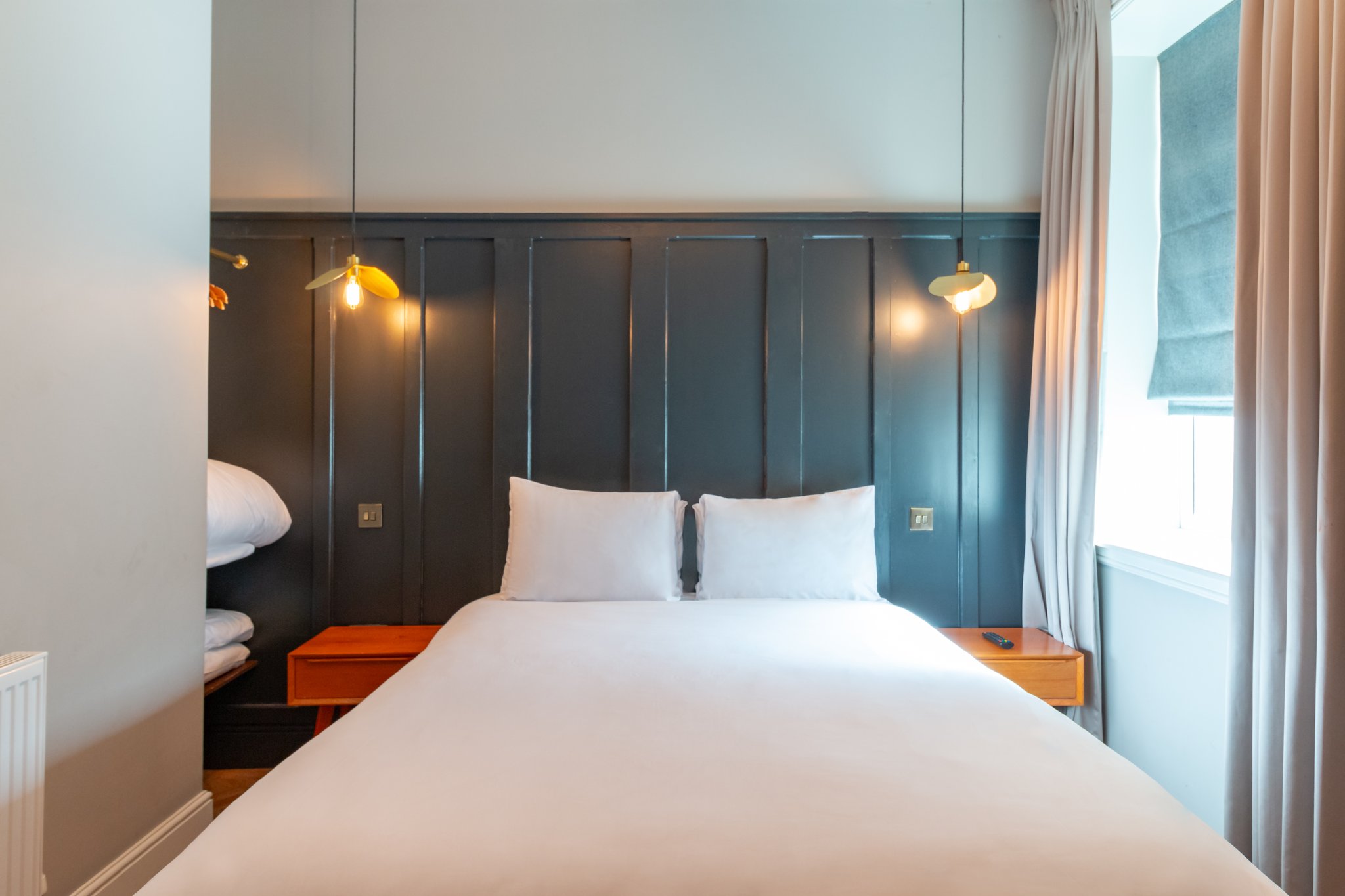 One_Bed_Deluxe2_S