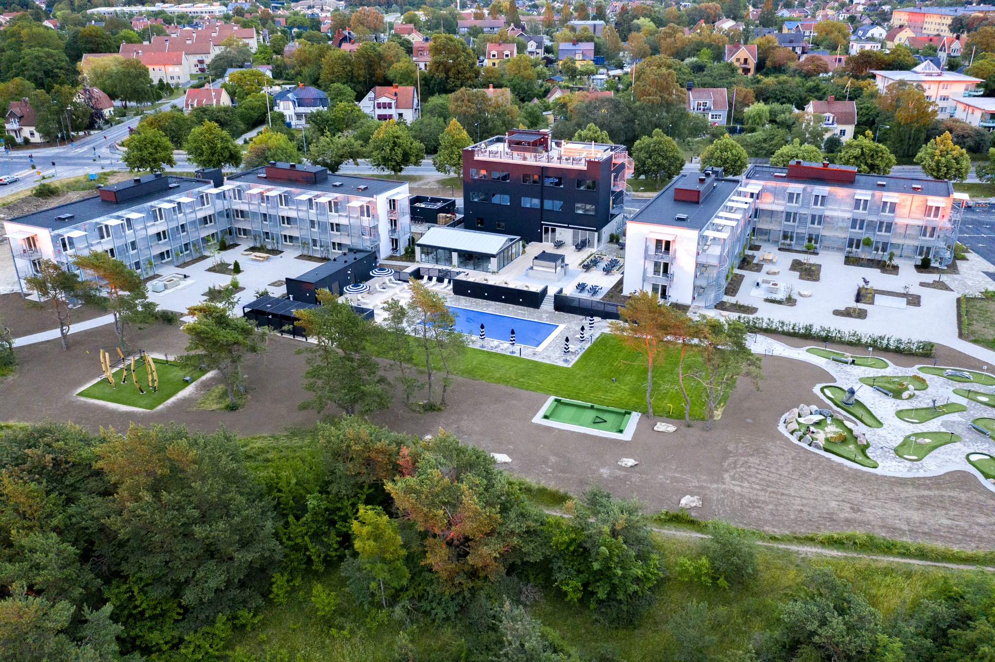 Exterior-19_S