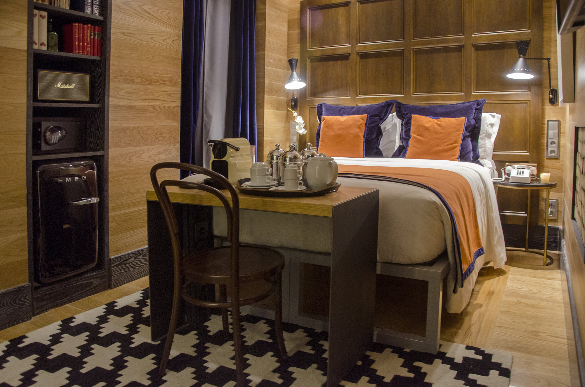 Small_Room_Interior_View_S