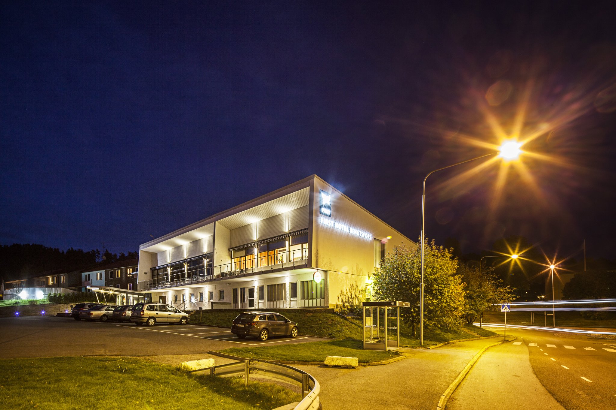 Exterior-10_S