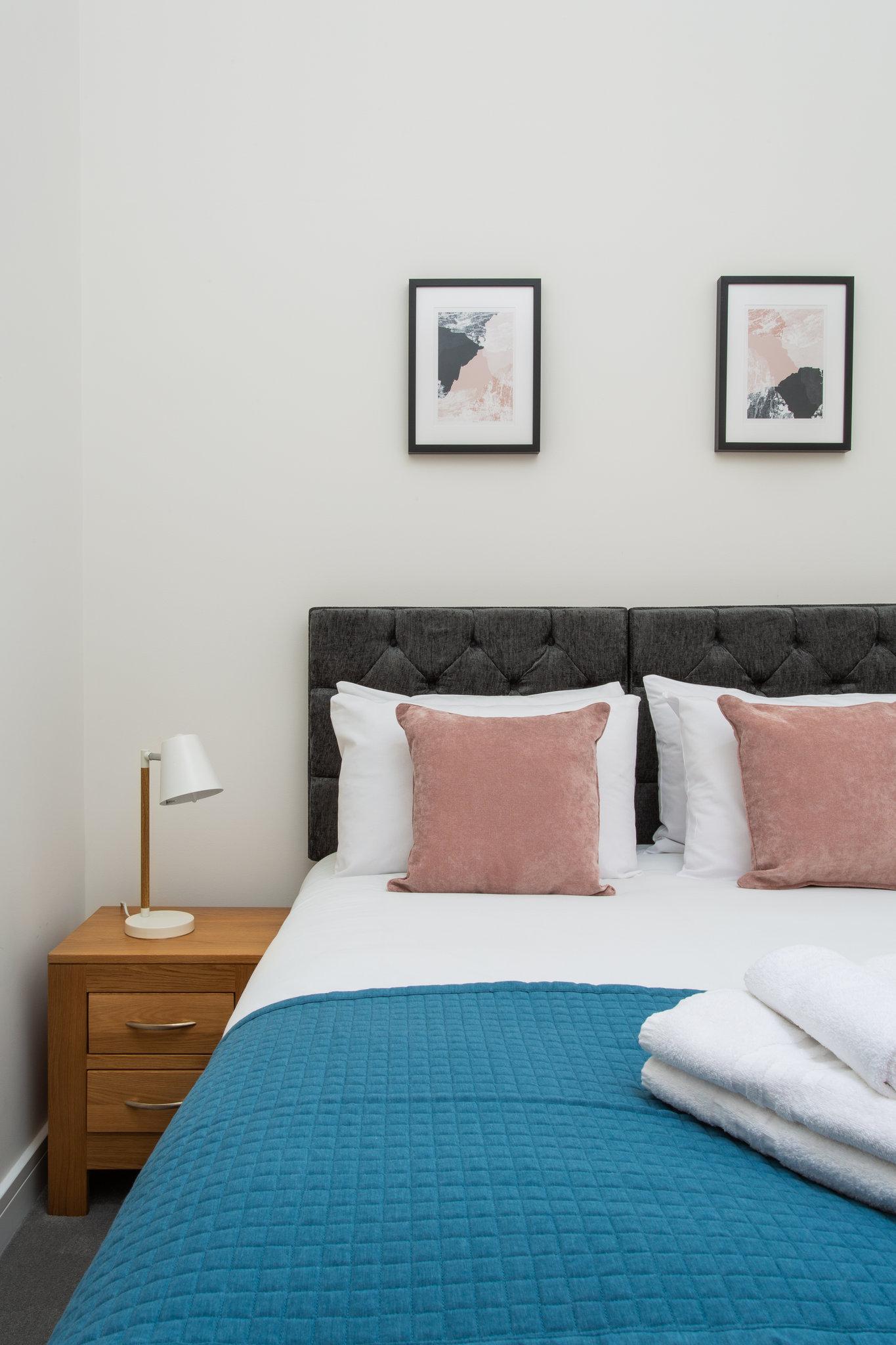 Two_Bed_Apartment14_S