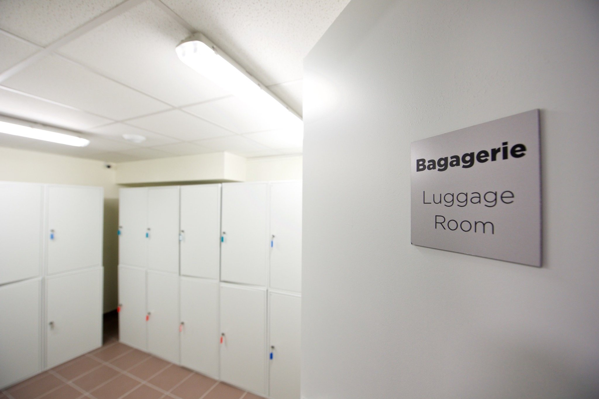 Luggage_Room_S