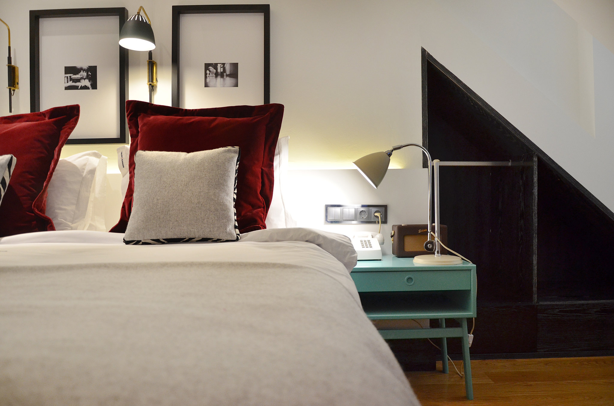 Mansard_Room7_S