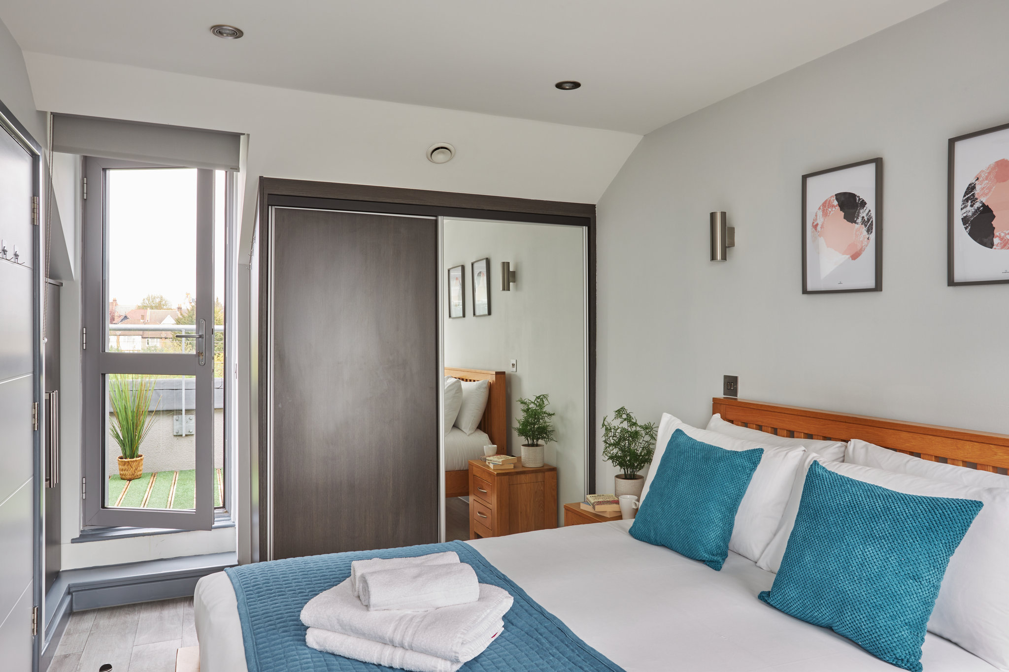 Two_Bed_Apartment2_S