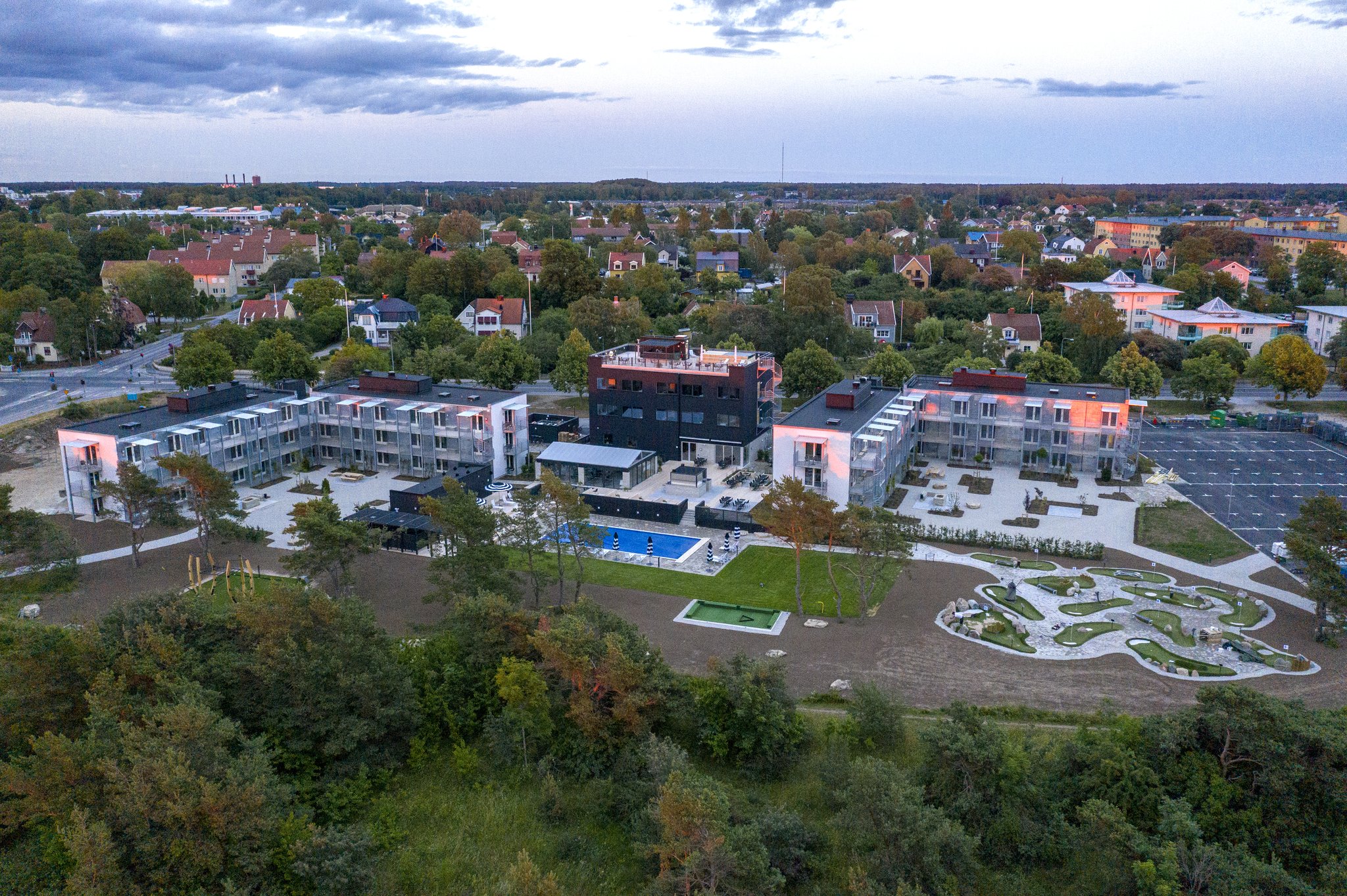 Exterior-18_S