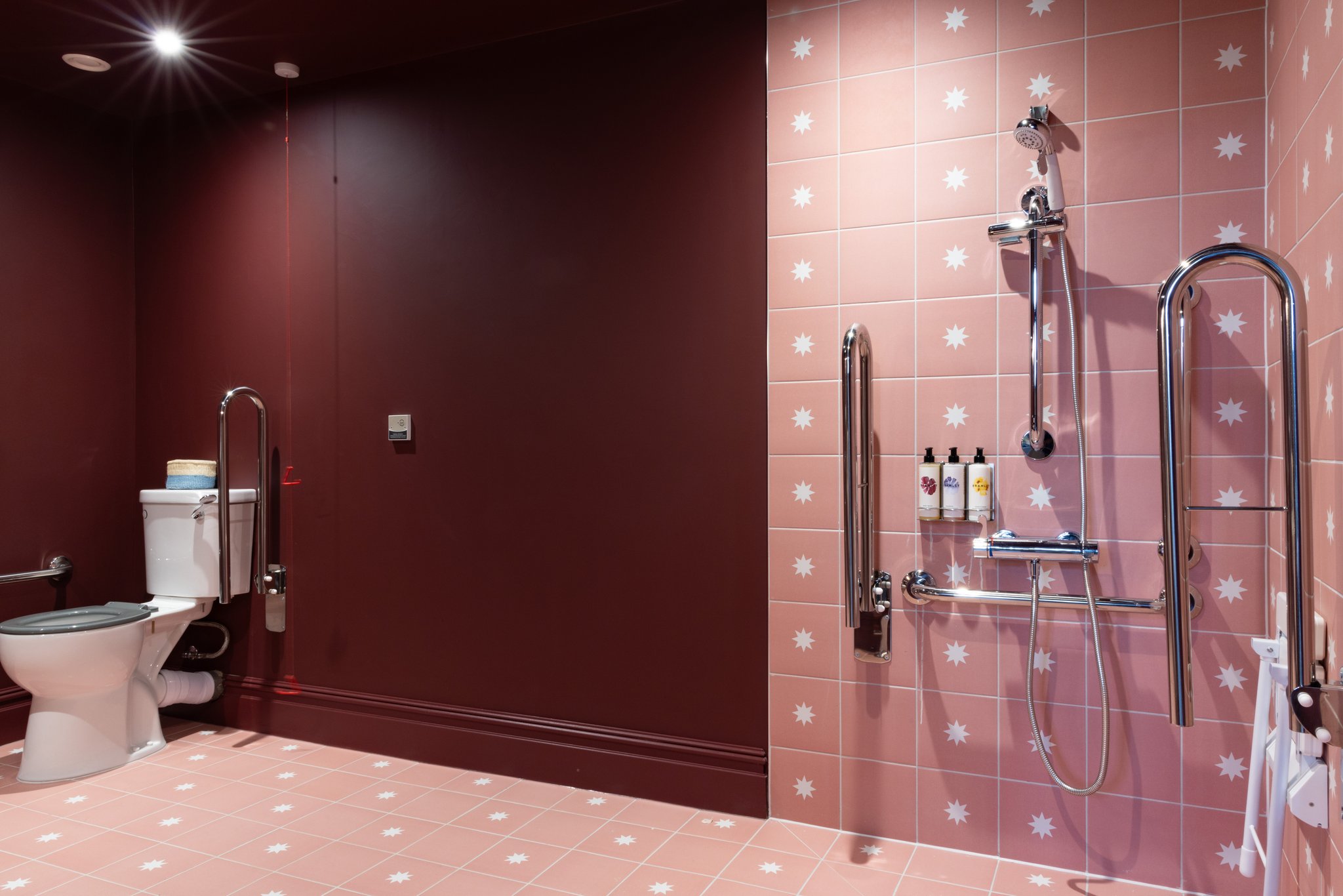 Accessible_Bathroom_S