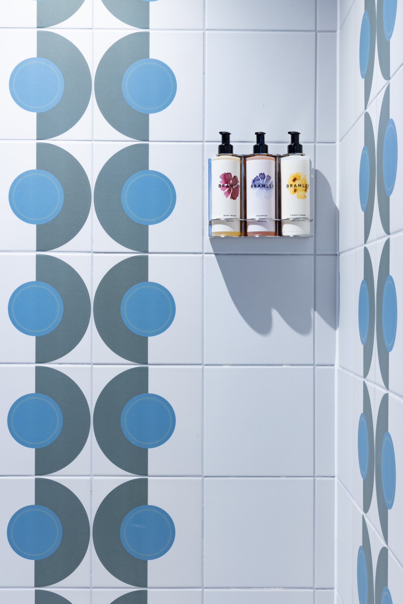 Comfy_Bathroom_Amenities_S