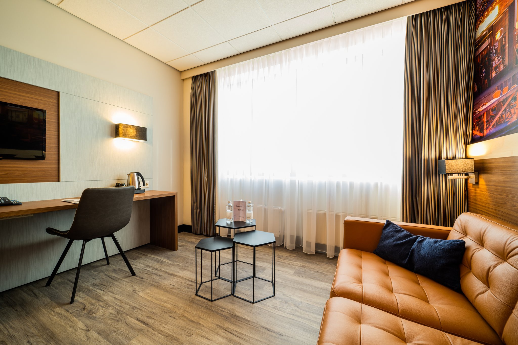 Executive_Room6_S