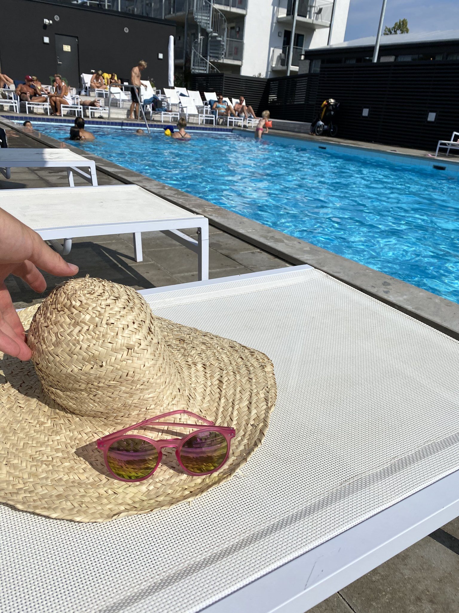 Pool-16_S