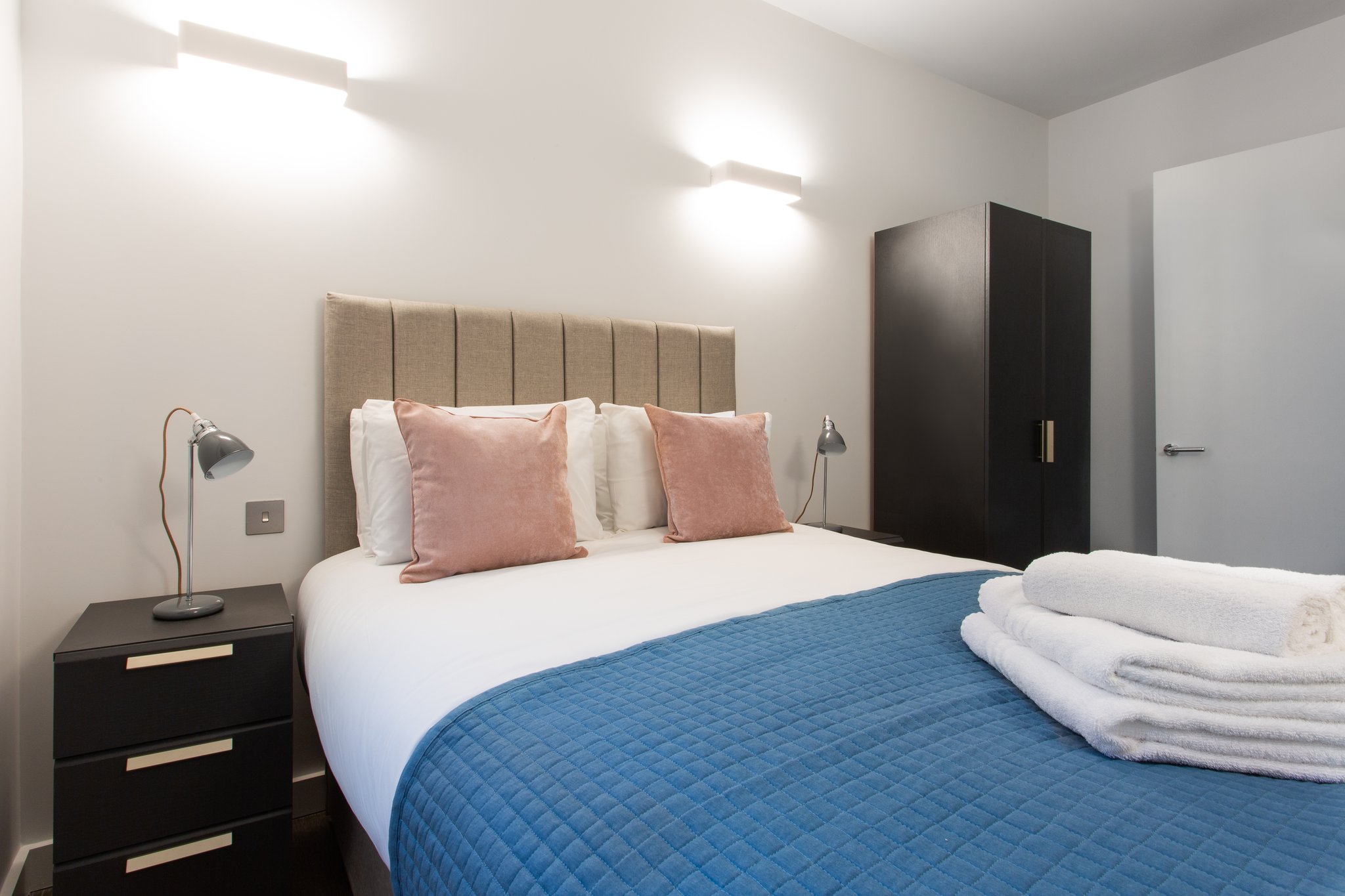 Two_Bed_Apartment5_S