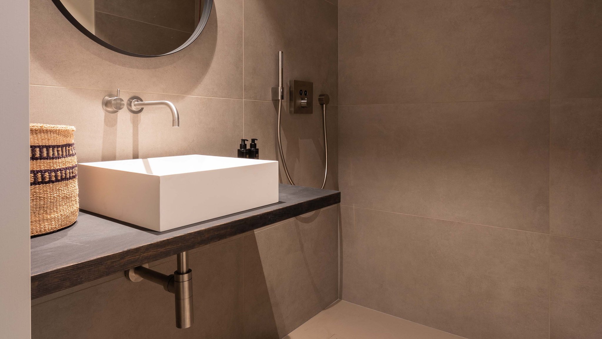 Rockefeller_-_Bathroom_2_S