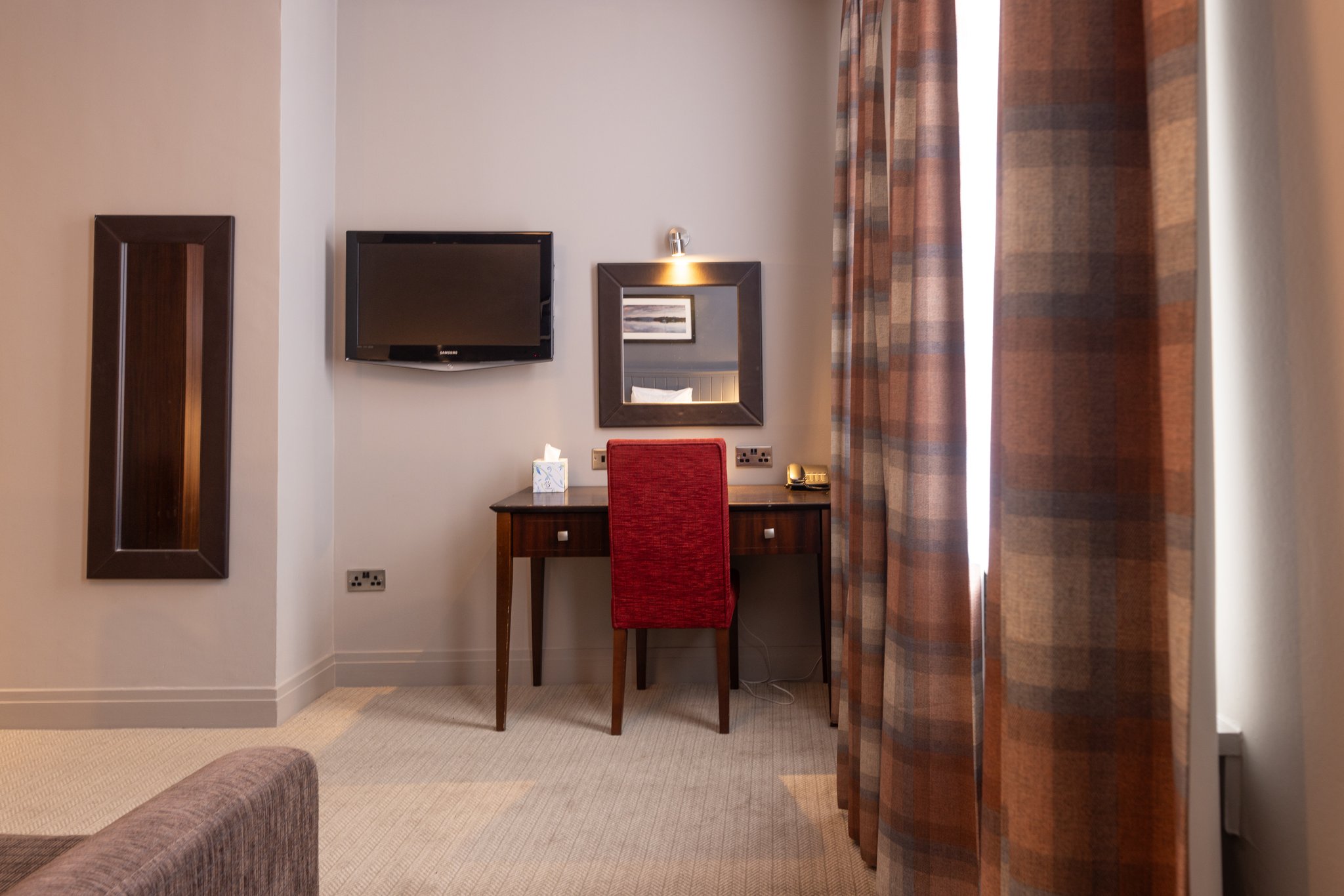 Standard_Family_Room_(5)_S