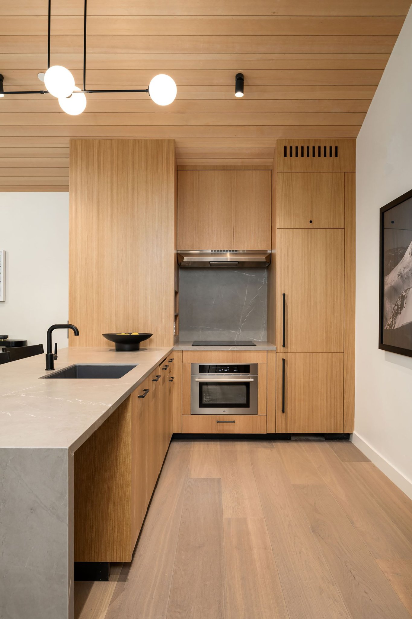 Granite_Suite_Kitchen2_S