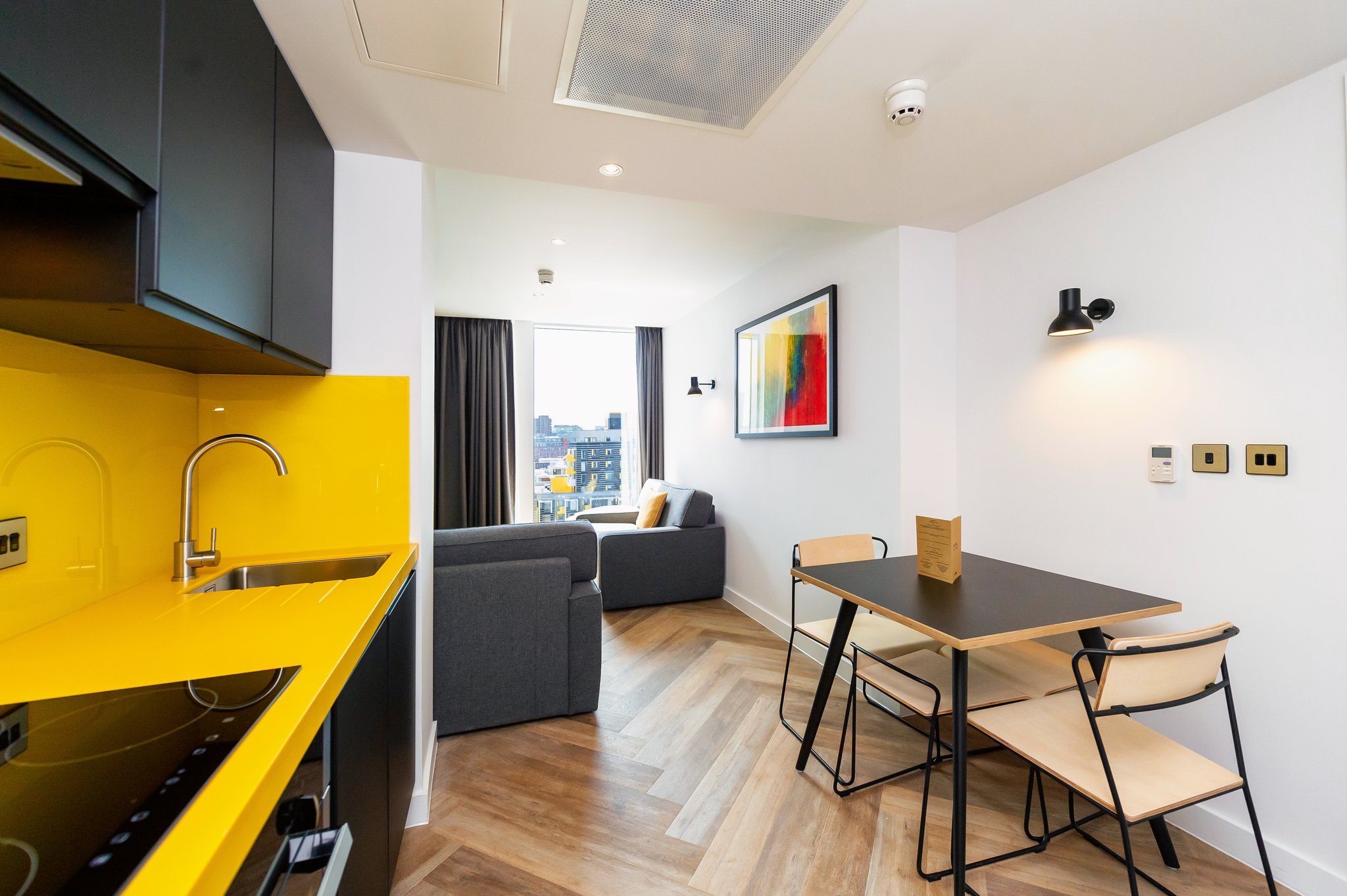 One_Bedroom_Apartment_Kitchen2_S
