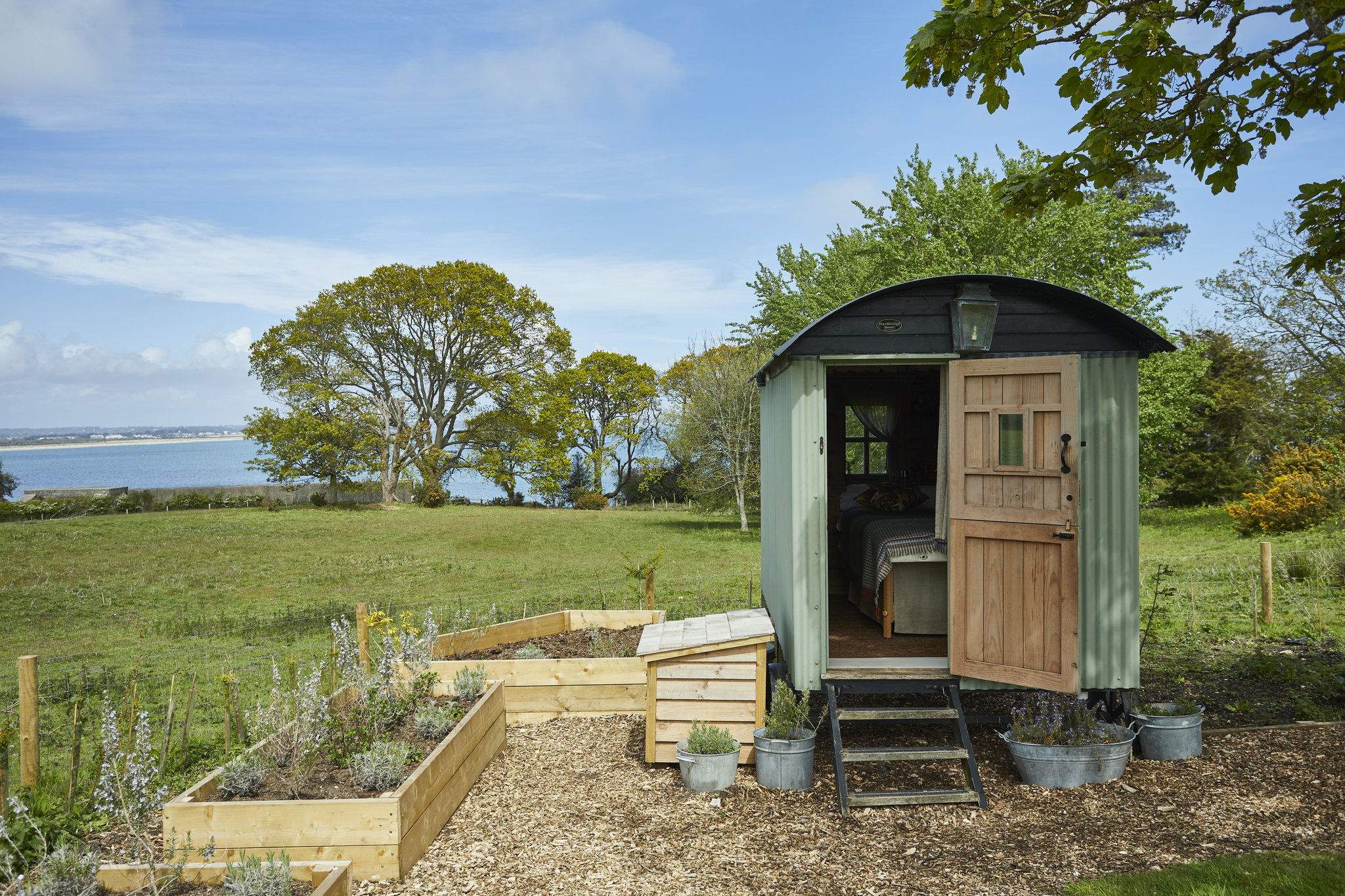 Potting_shed_treatments_S