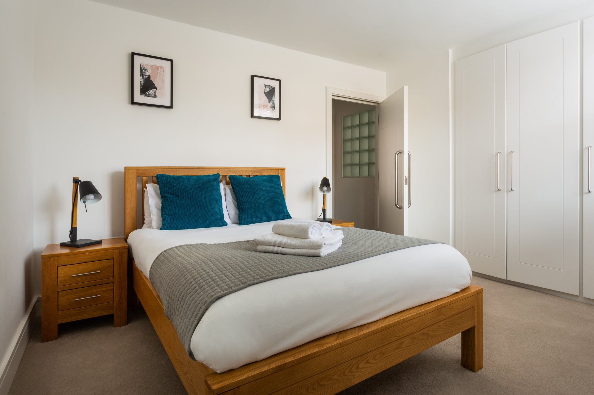 One_Bed_Apartment2_S