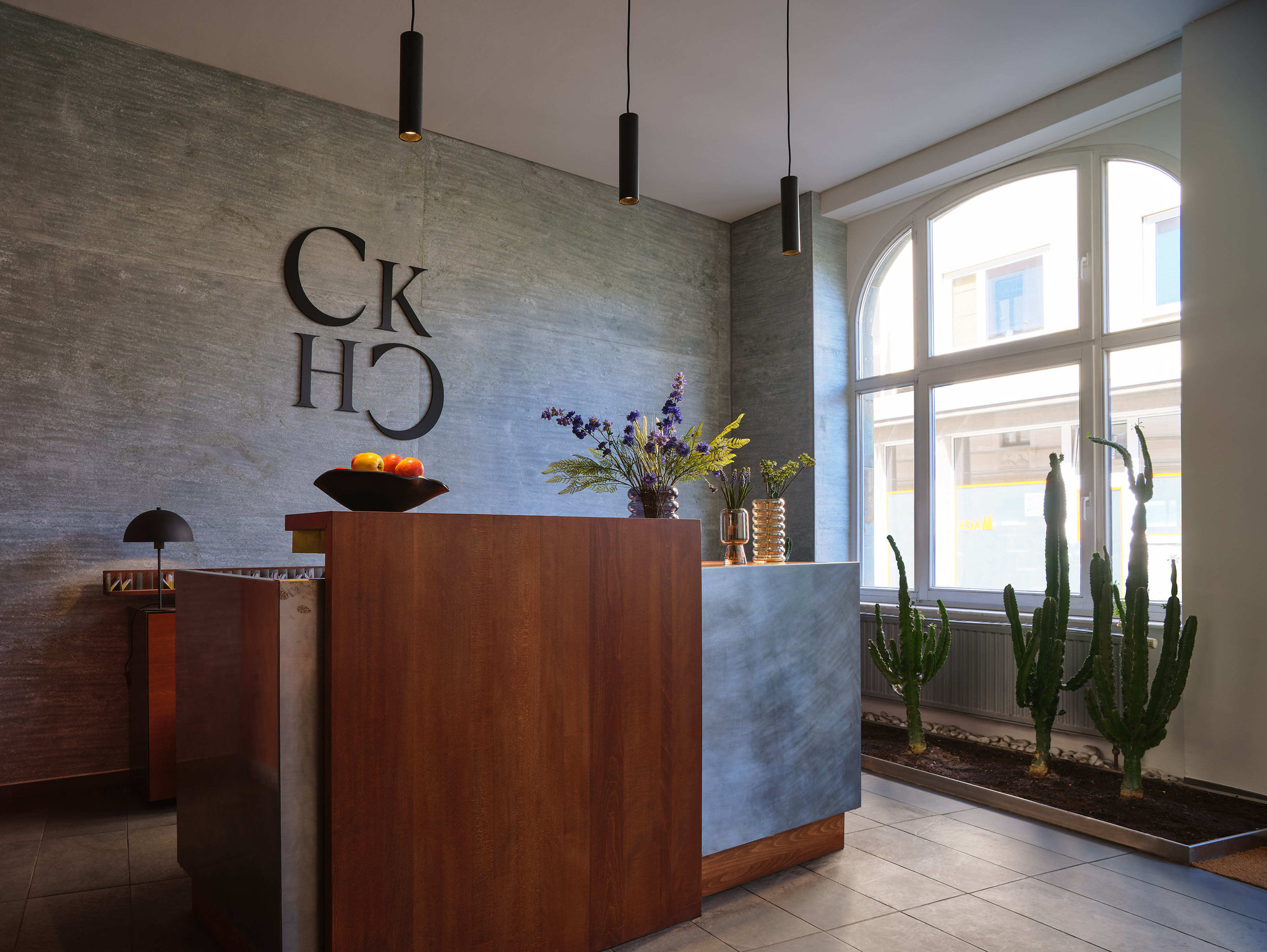 Reception_S