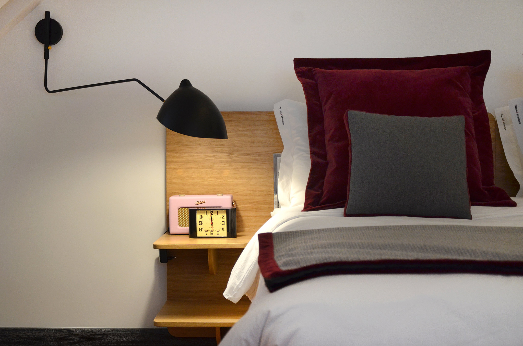 Mansard_Room10_S