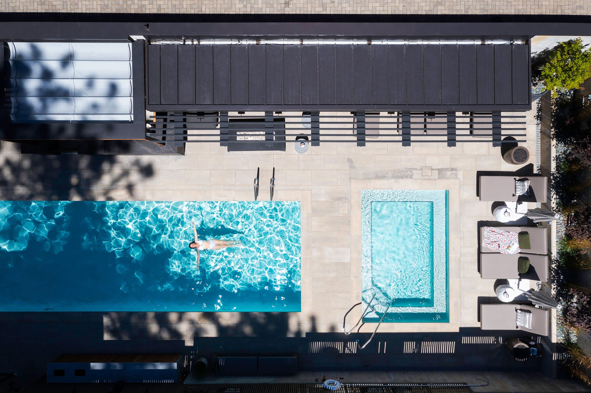 Outdoor_Pool_Aerial_S