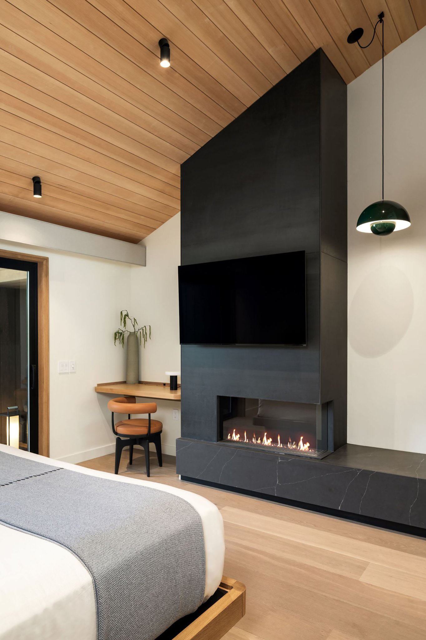 Granite_Suite2_S