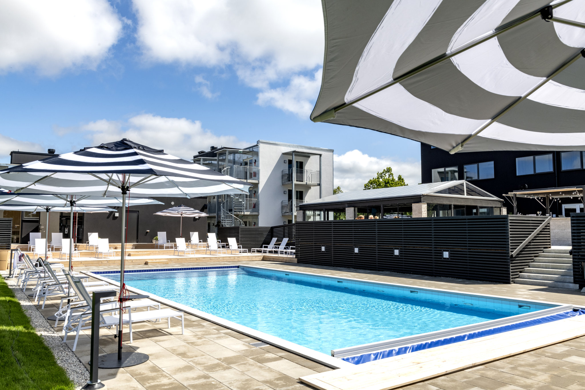 Pool-12_S