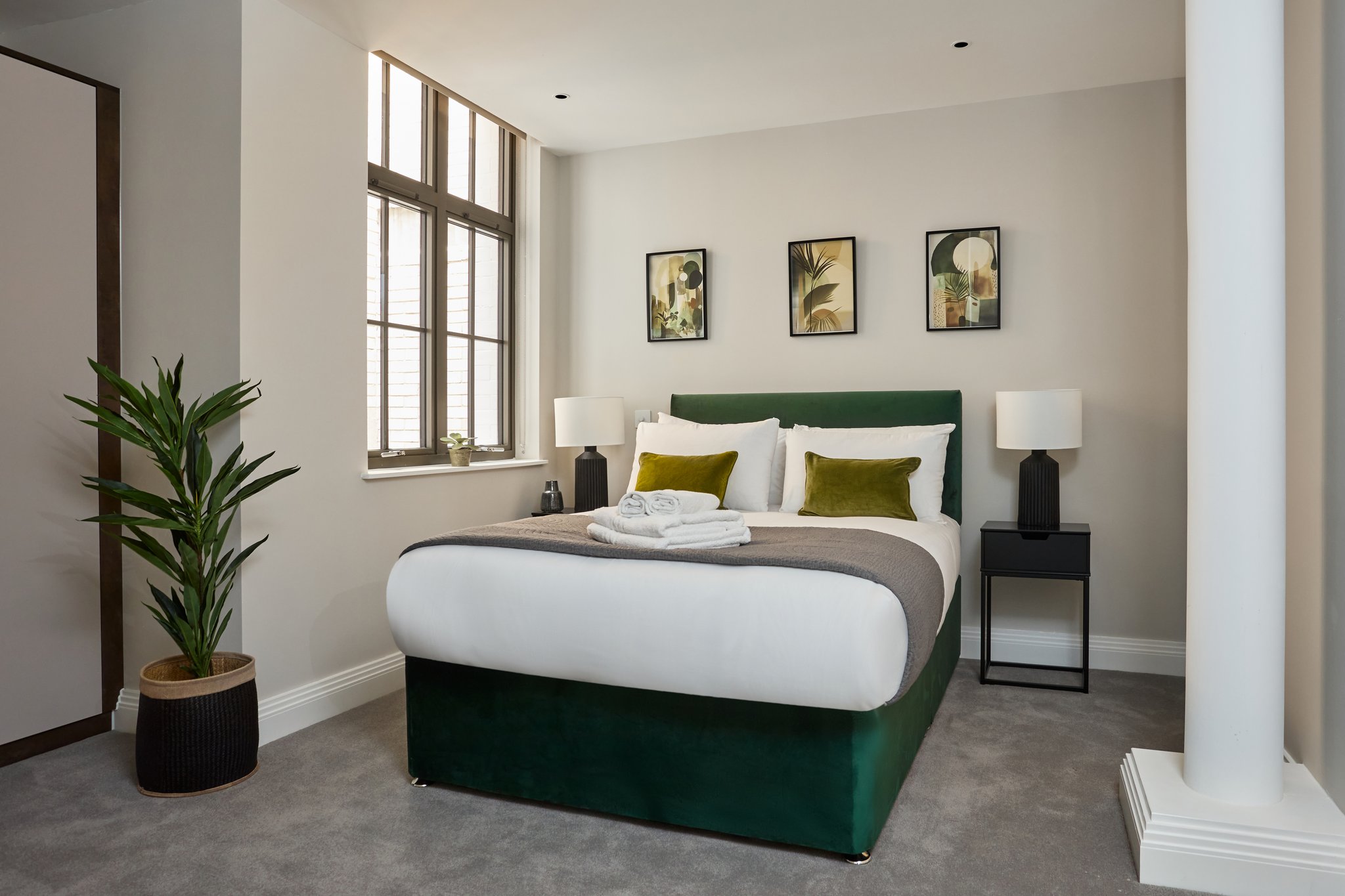 Three_Bed_Apartment4_S
