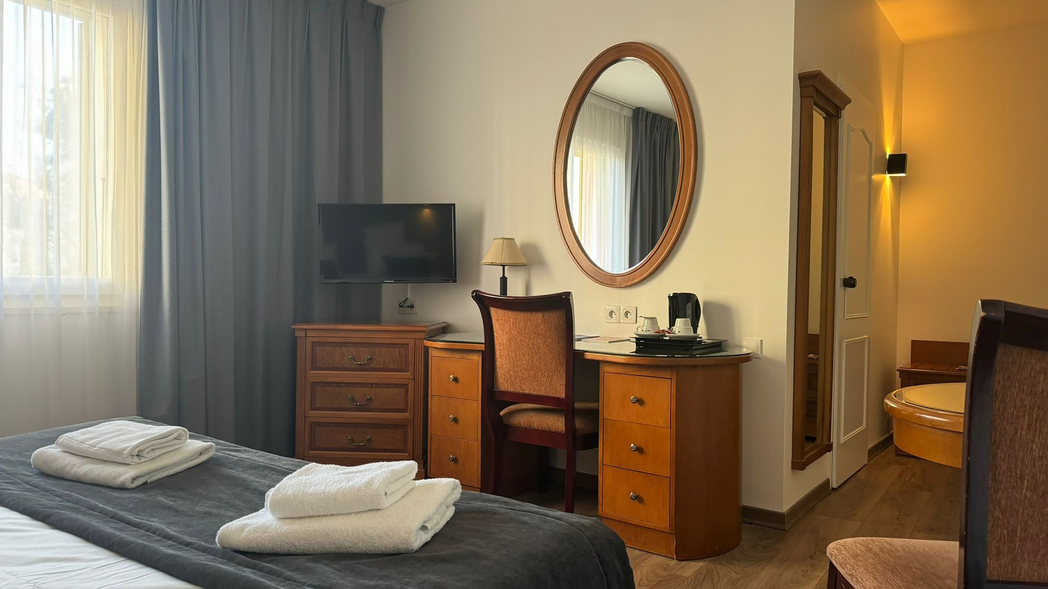 Superior_Room_with_Balcony2_S