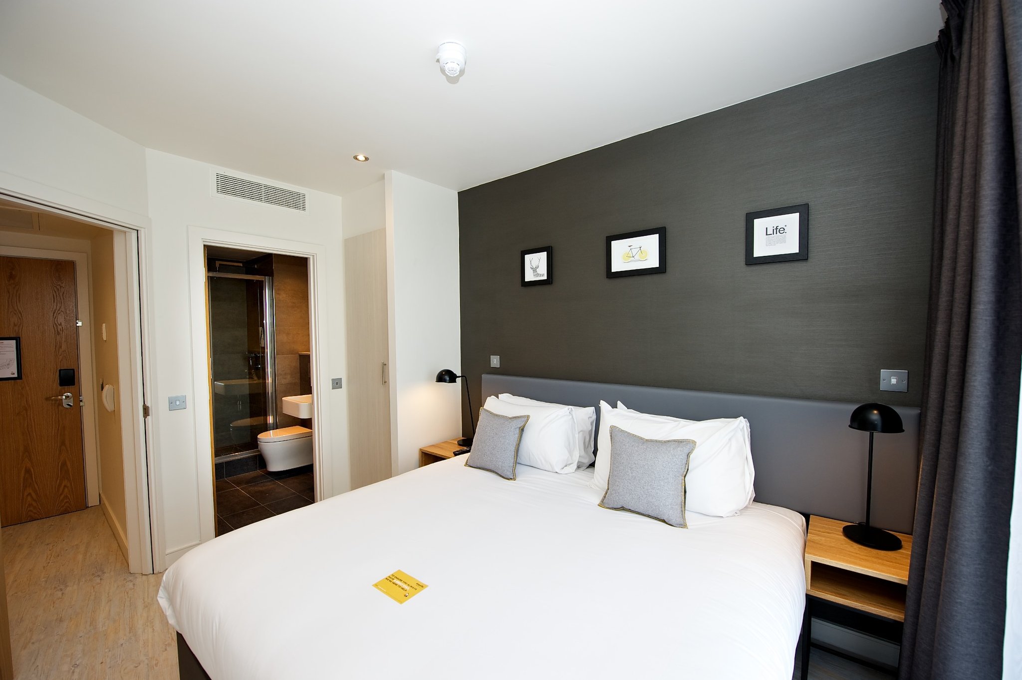 2_Bedroom_Apartment_-_Ensuite_S