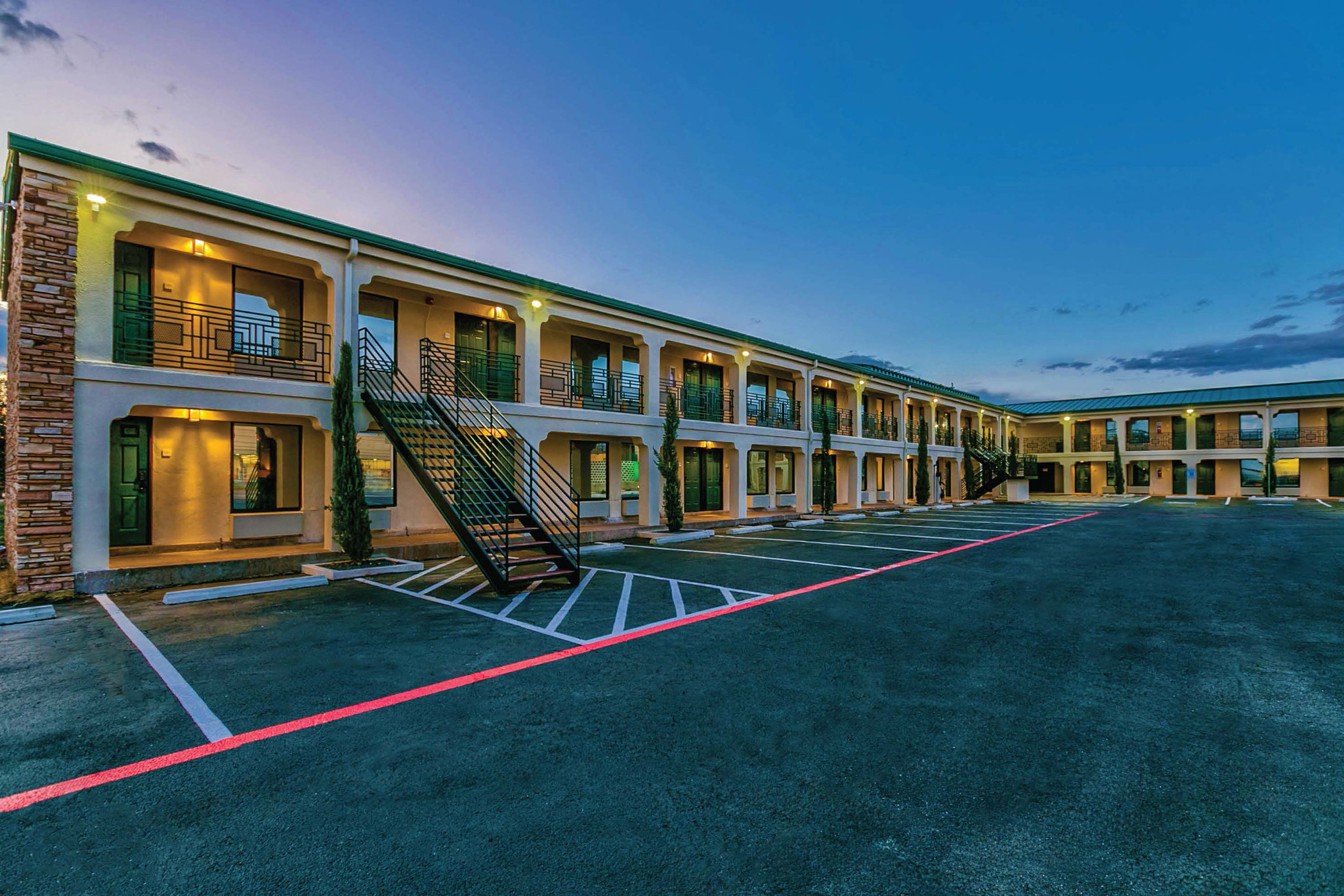 Exterior5_S