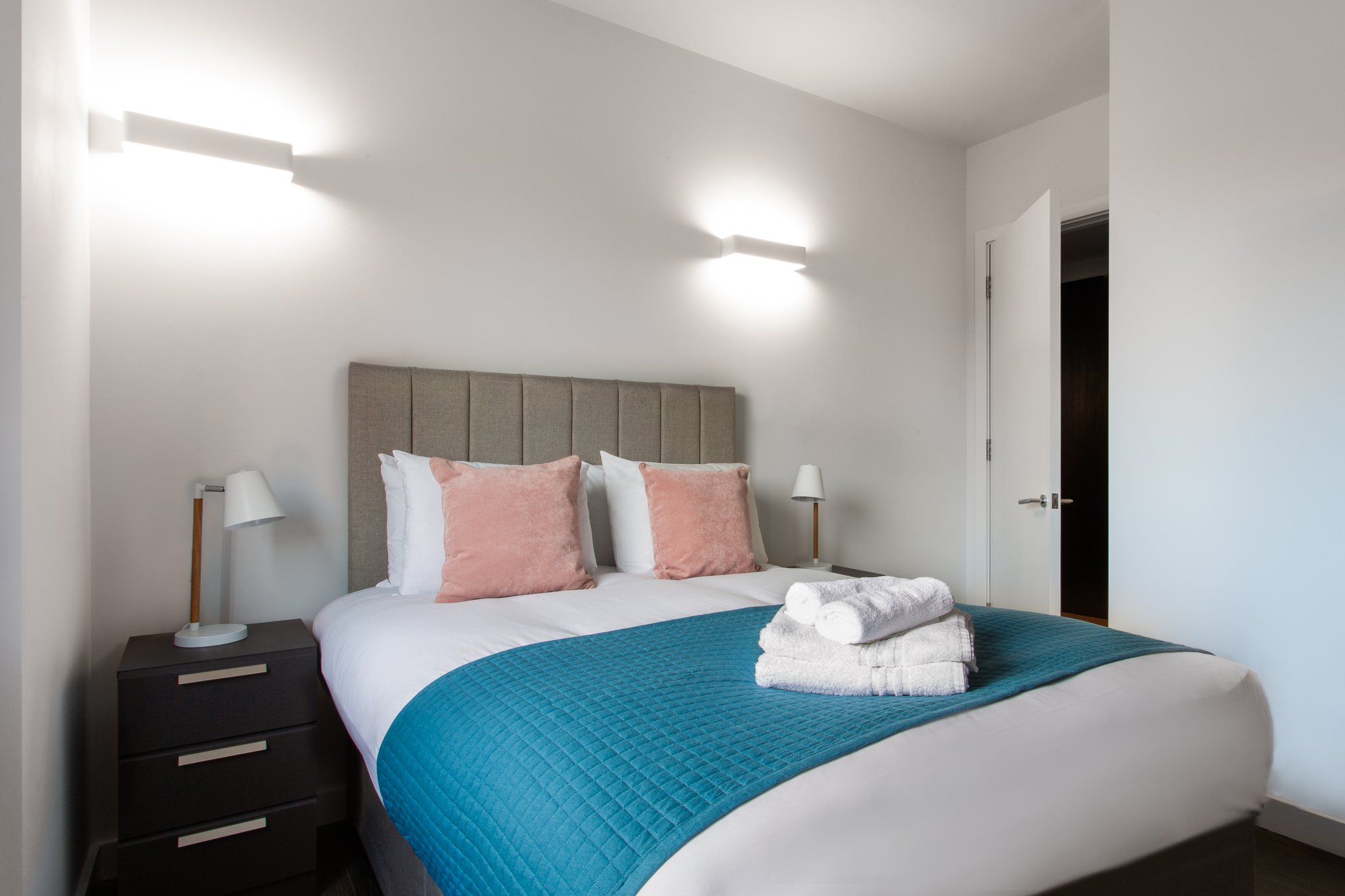 Two_Bed_Apartment6_S