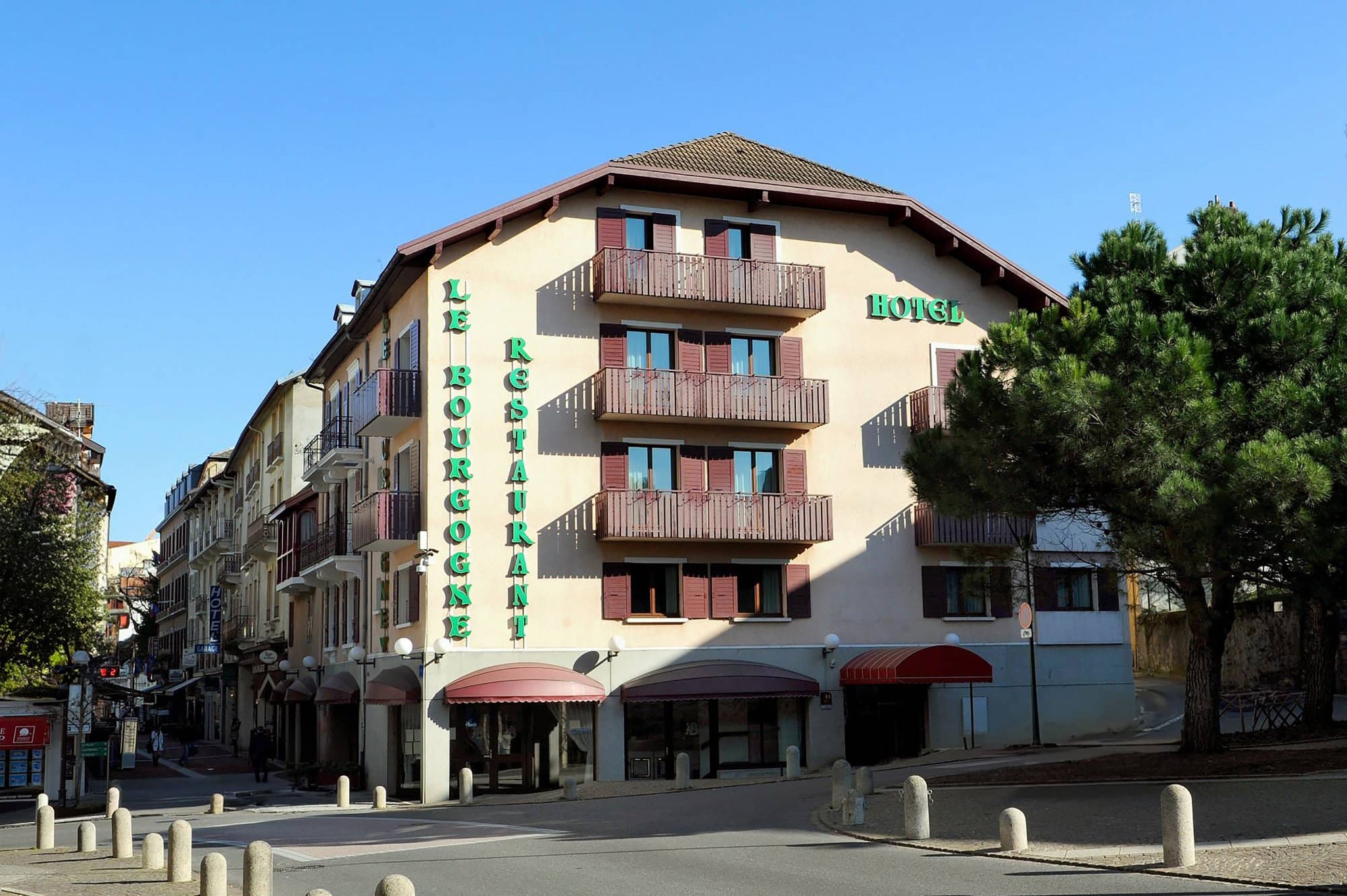 Exterior_S