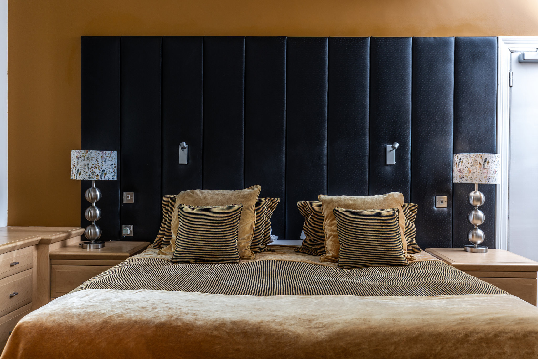 Hill_View_Suite5_S