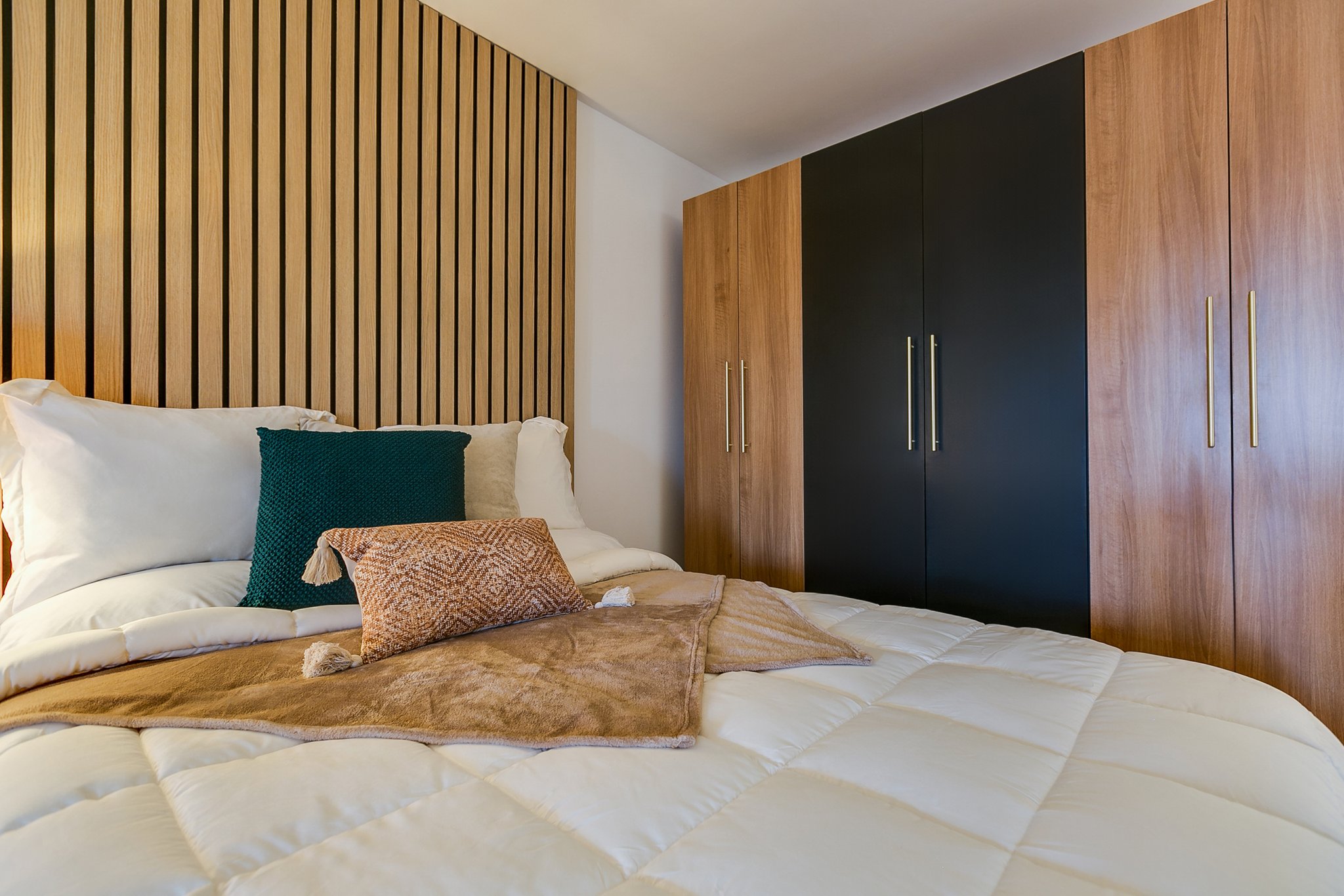Standard_Room_Two_Queen_Beds3_S