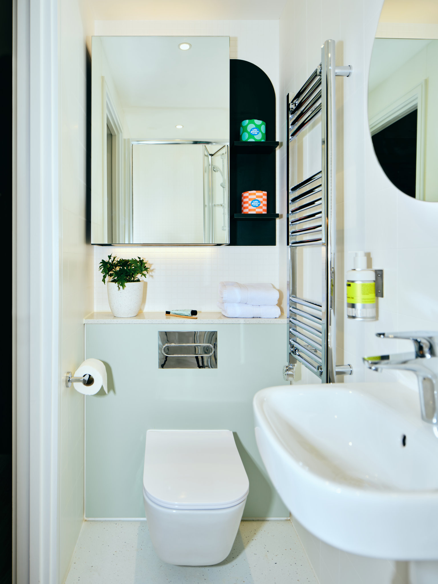 Bathroom_all_room_types_S