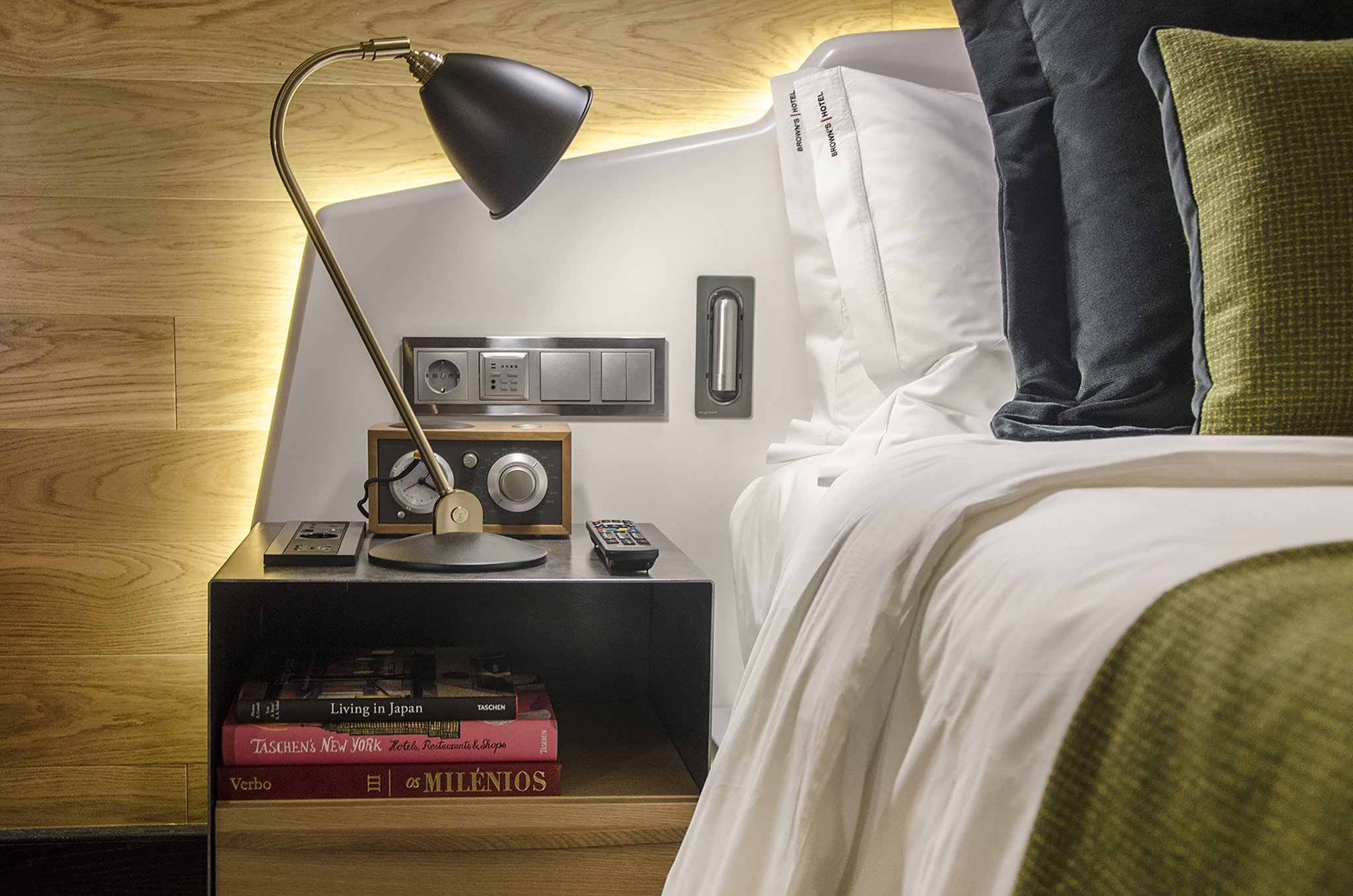 Superior_Room14_S