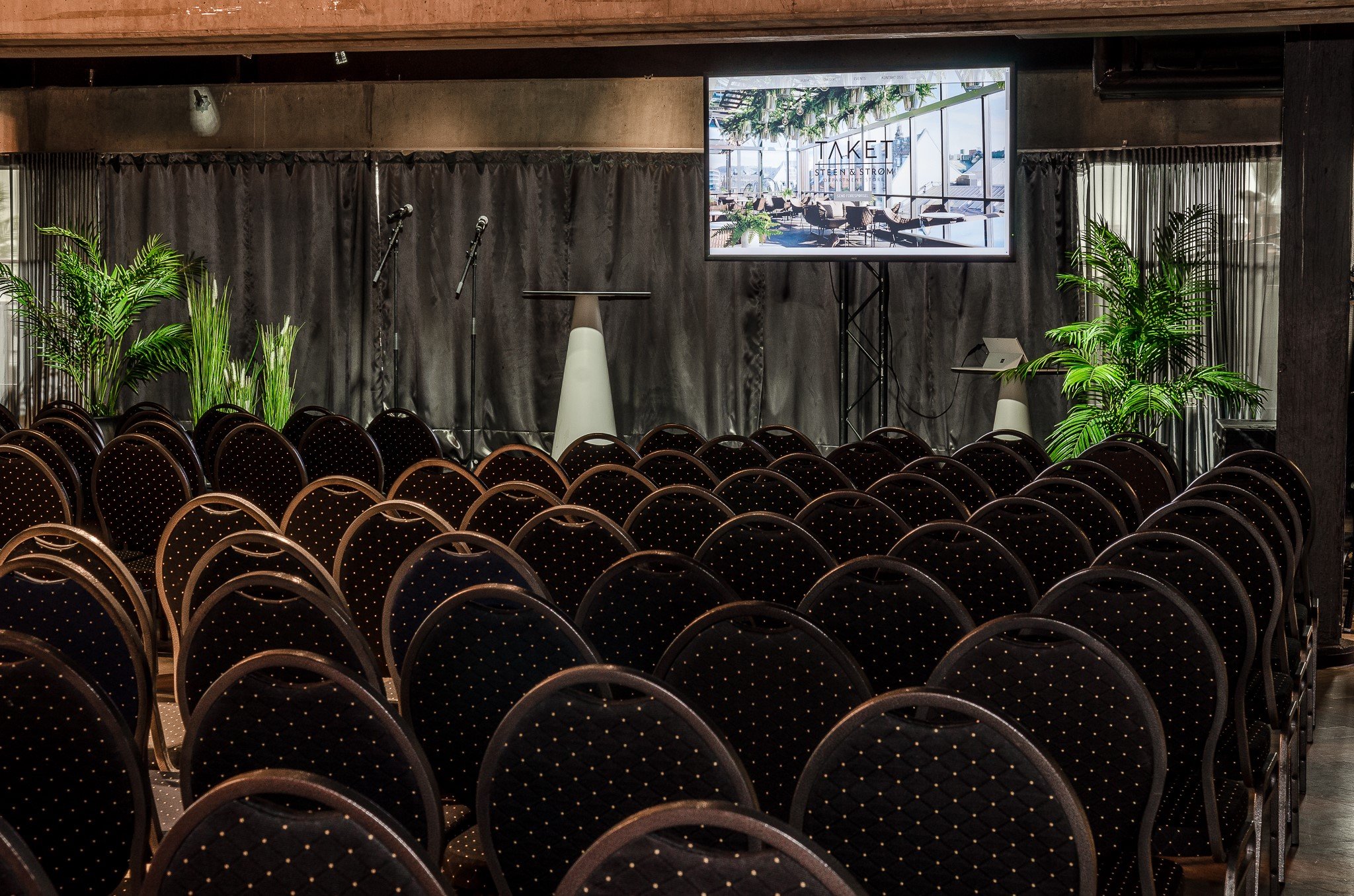 Conference-02_S