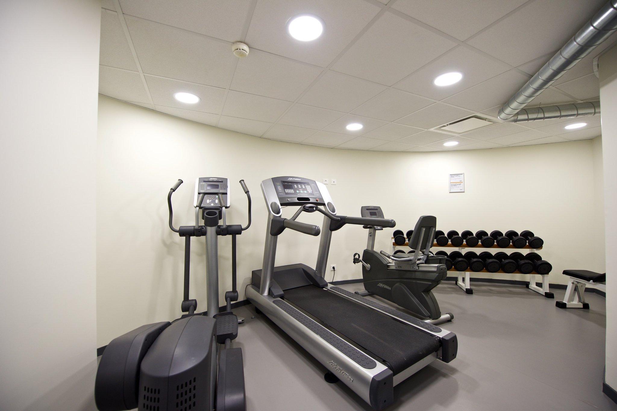 Salle_de_sport_high_S