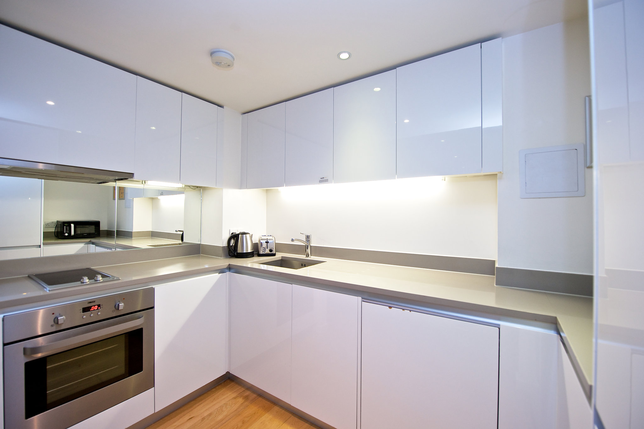 2Bedroom_apartment_kitchen_S