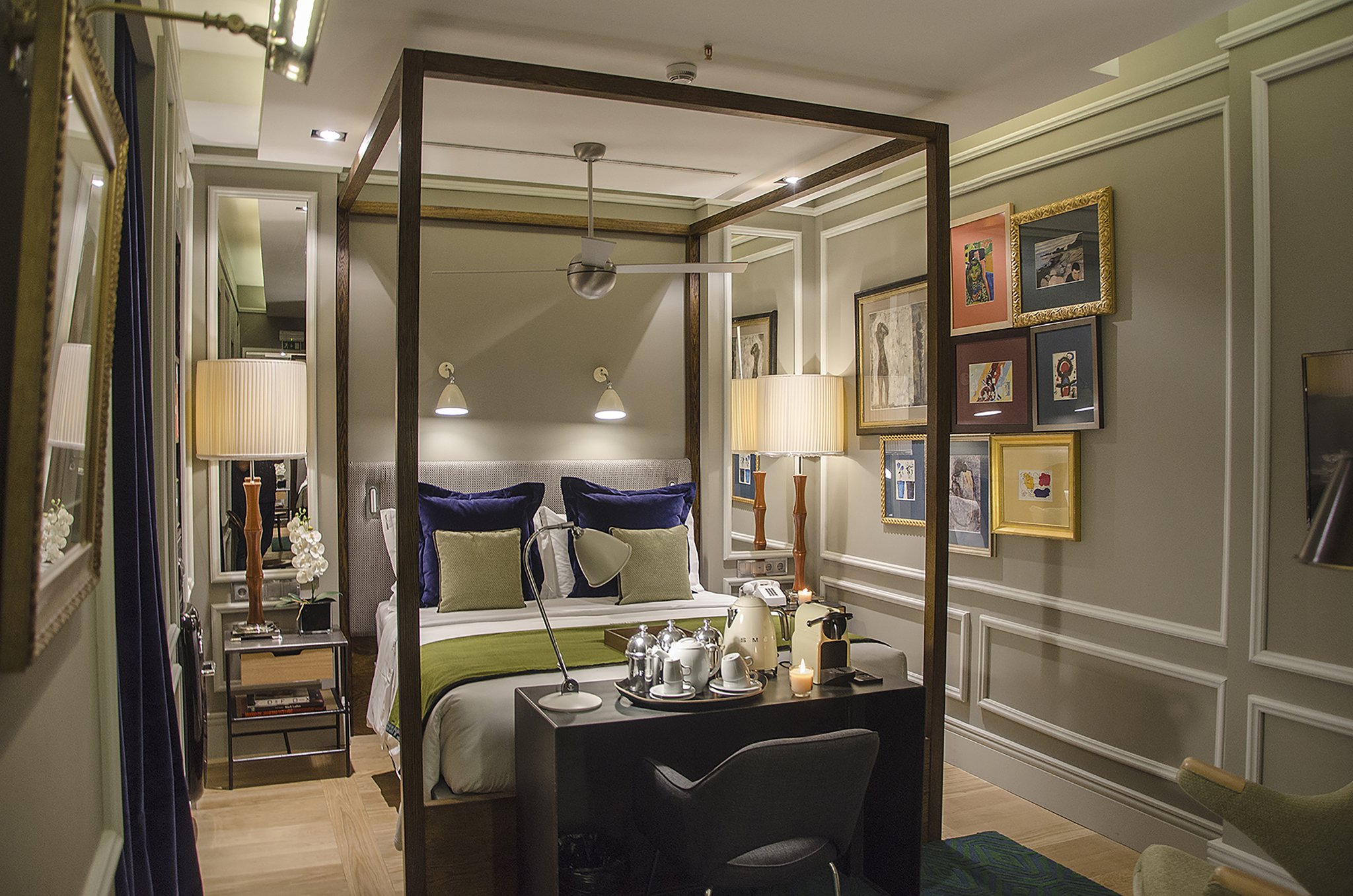 Small_Room_Interior_View12_S