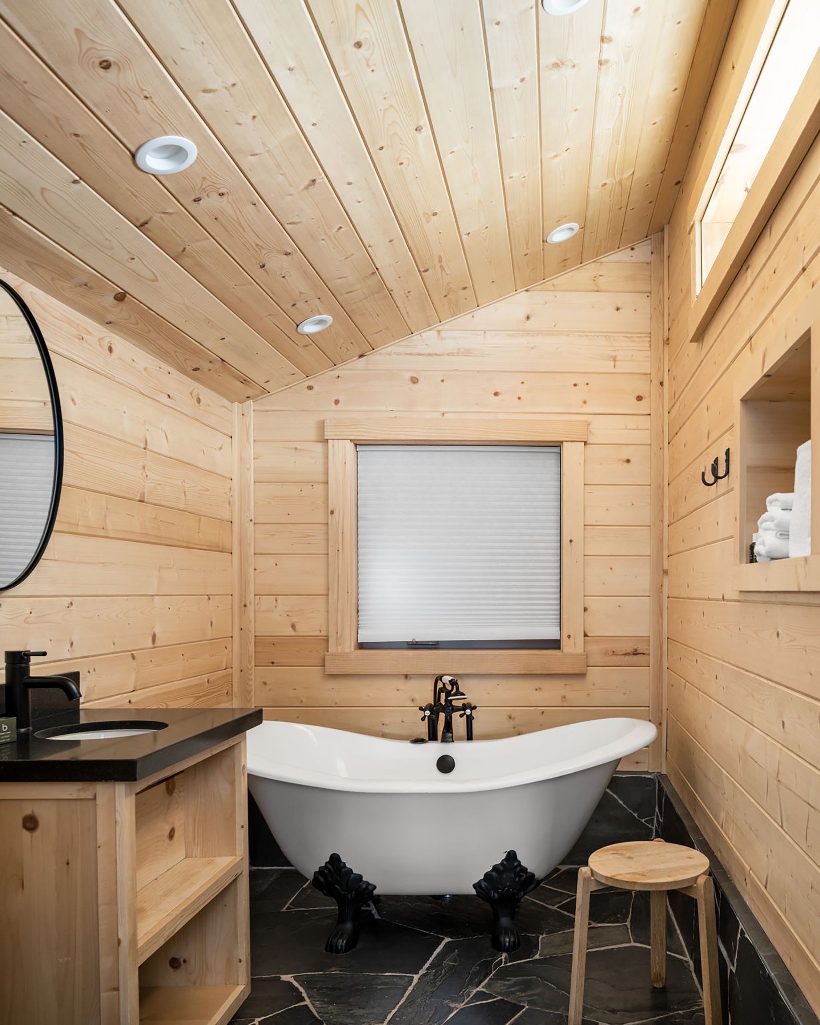 Pinon_bathroom_S
