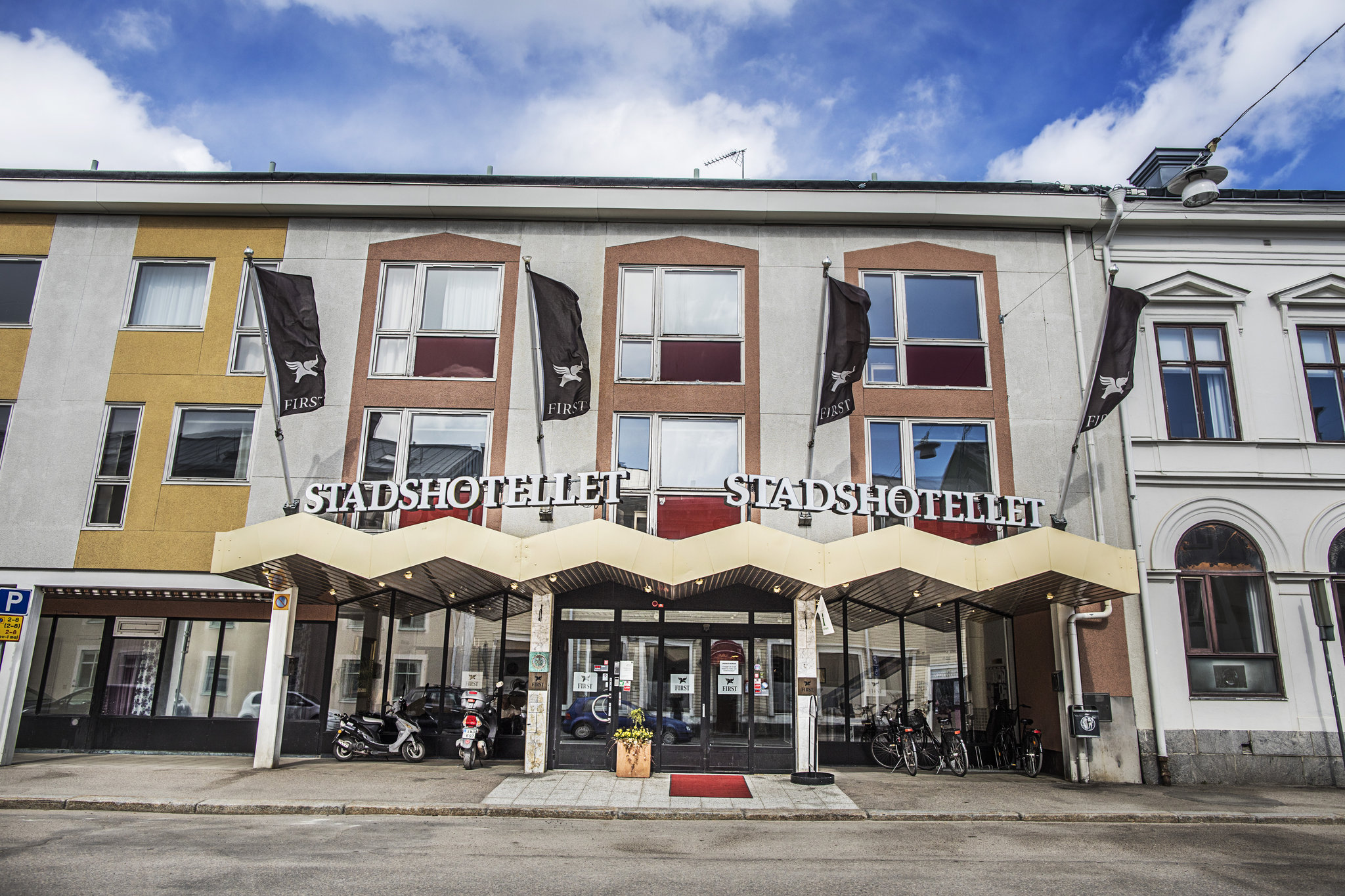 Exterior-01_S